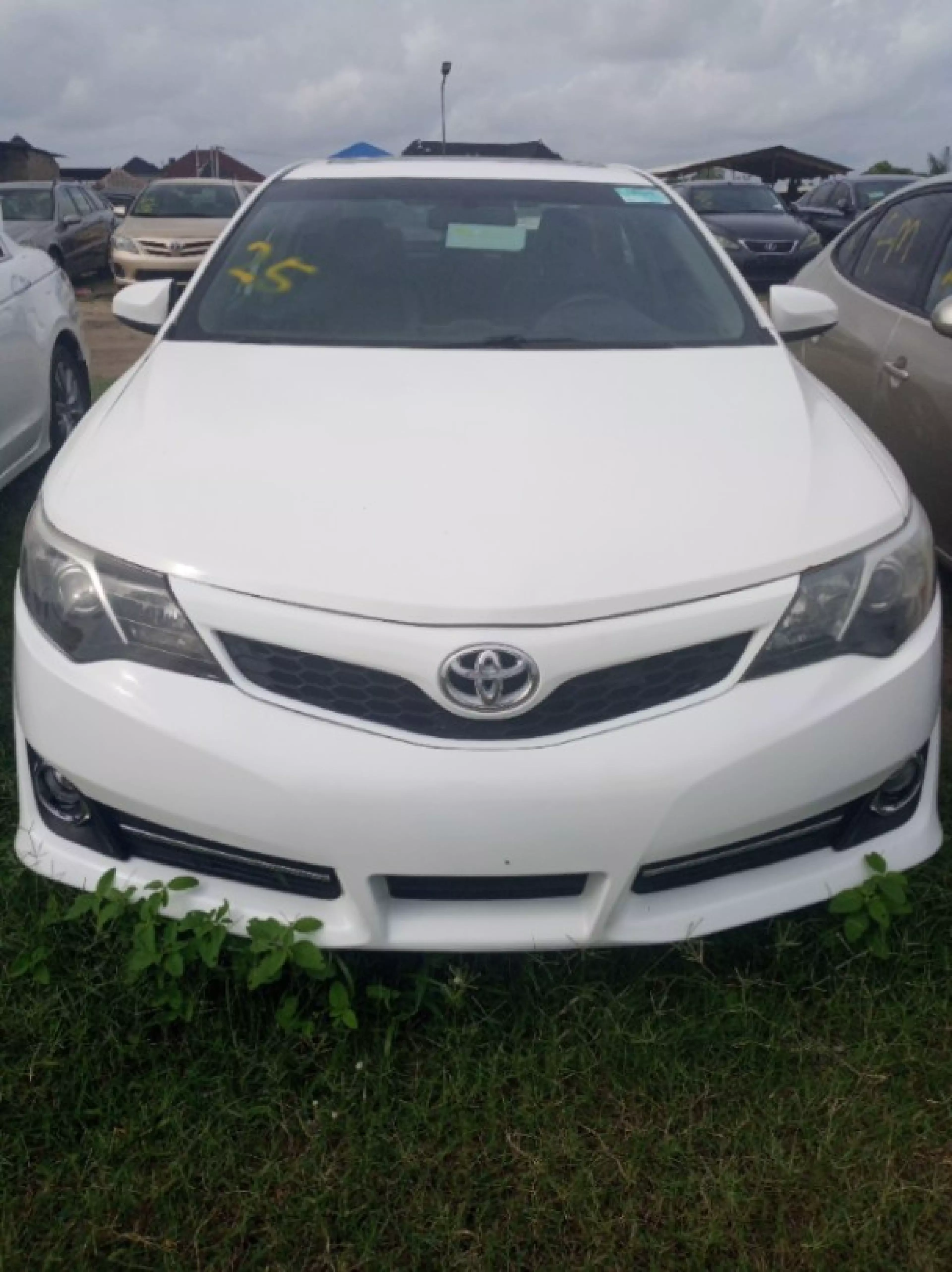 Toyota Camry - 2012