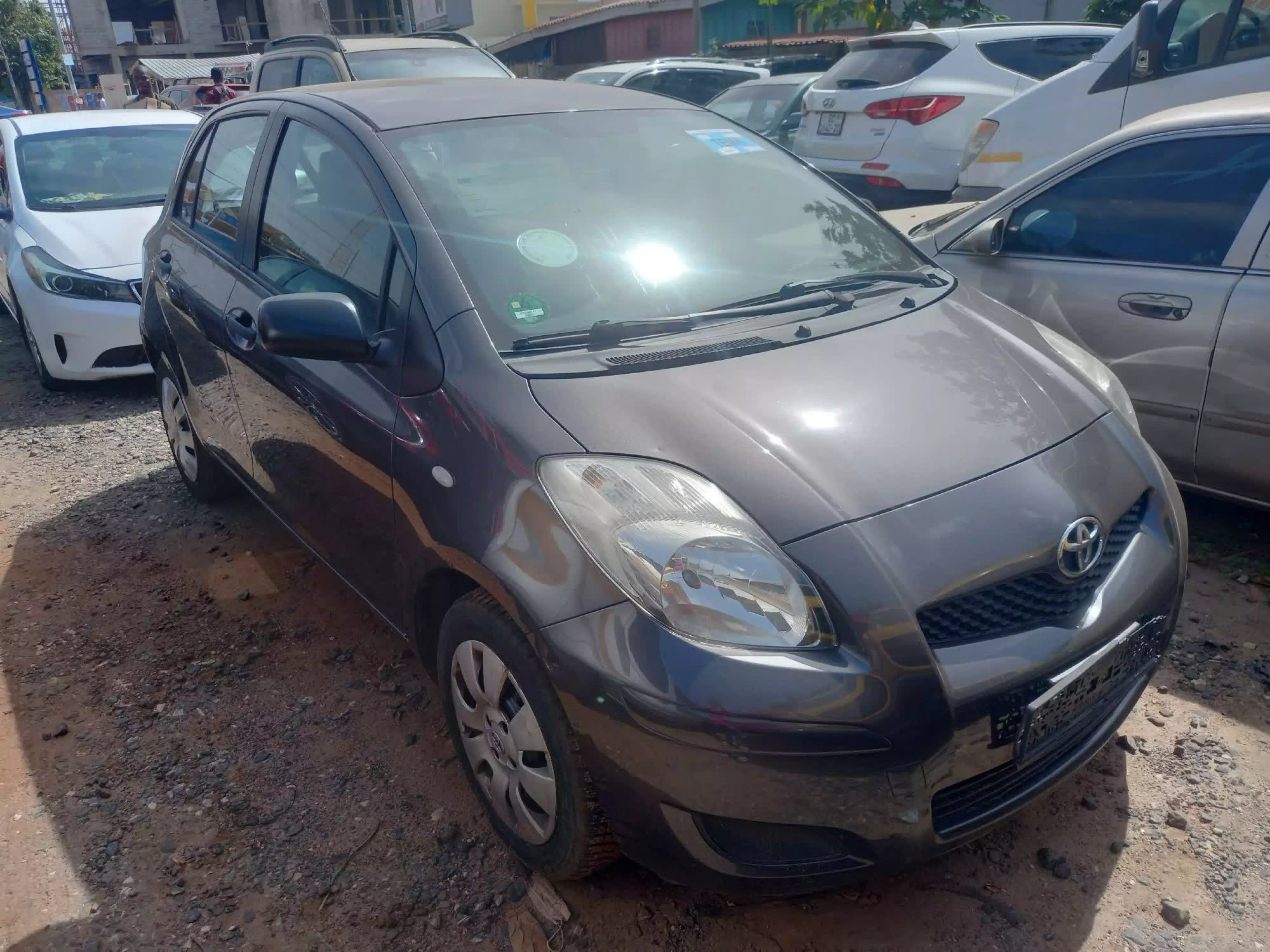 Toyota Yaris - 2011