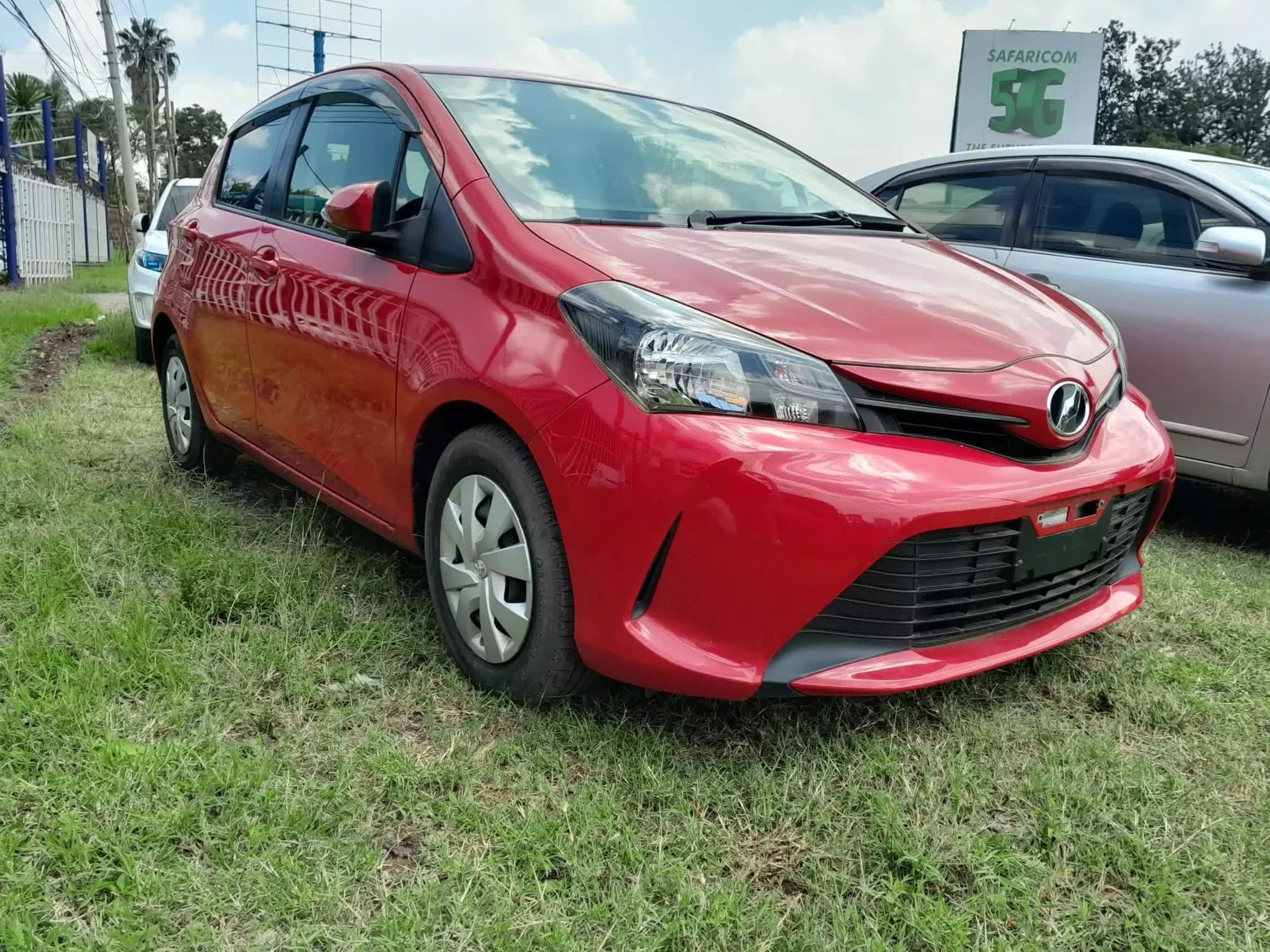 Toyota Vitz - 2015