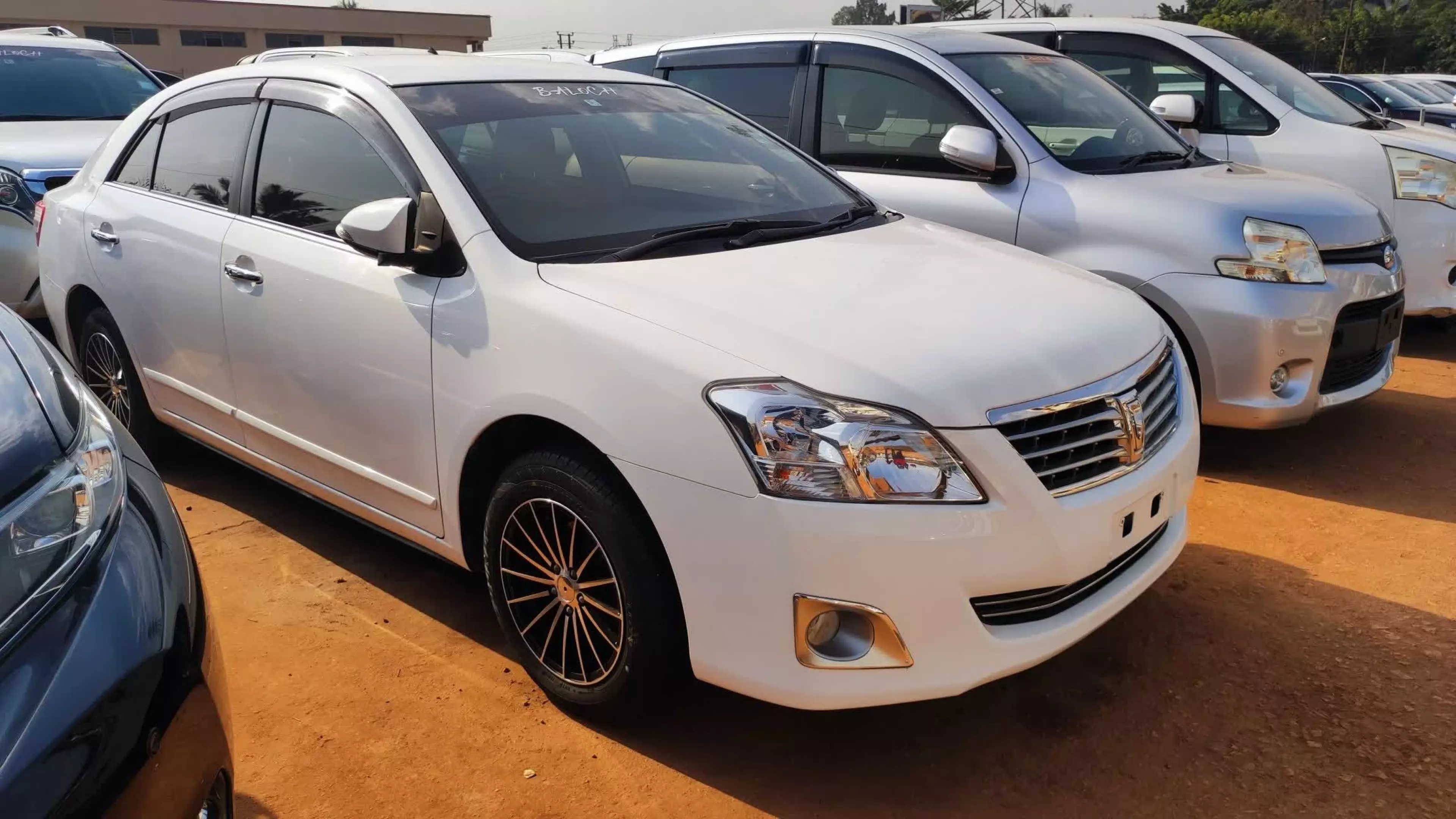 Toyota Premio  - 2010