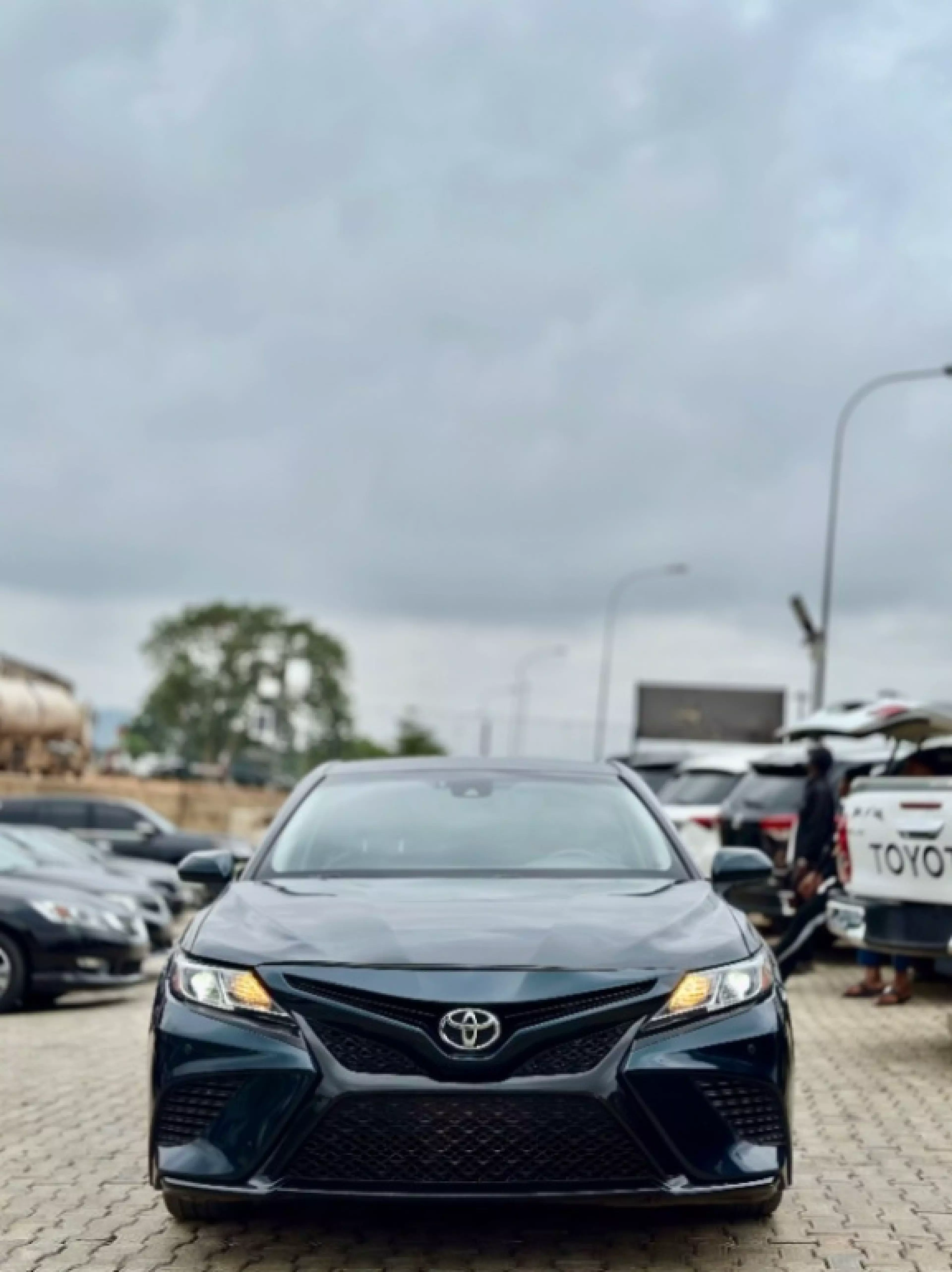 Toyota Camry - 2018