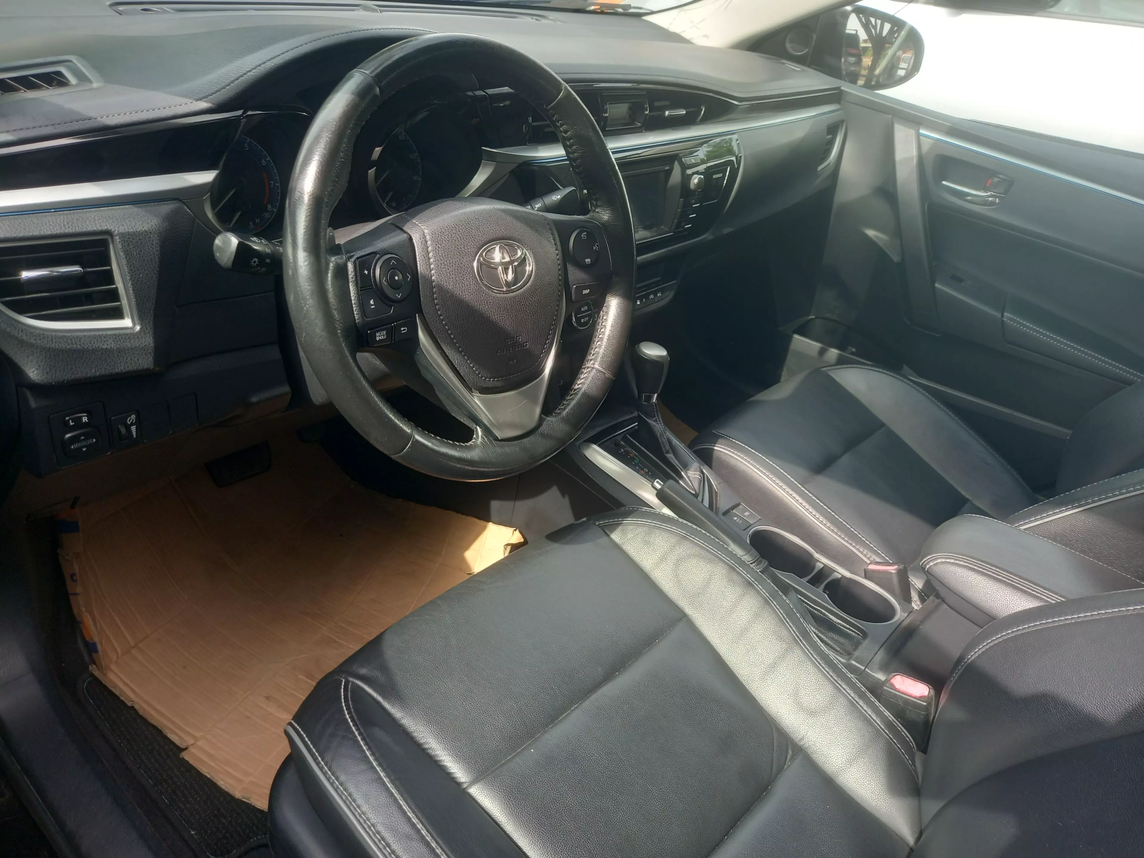 Toyota Corolla   - 2015