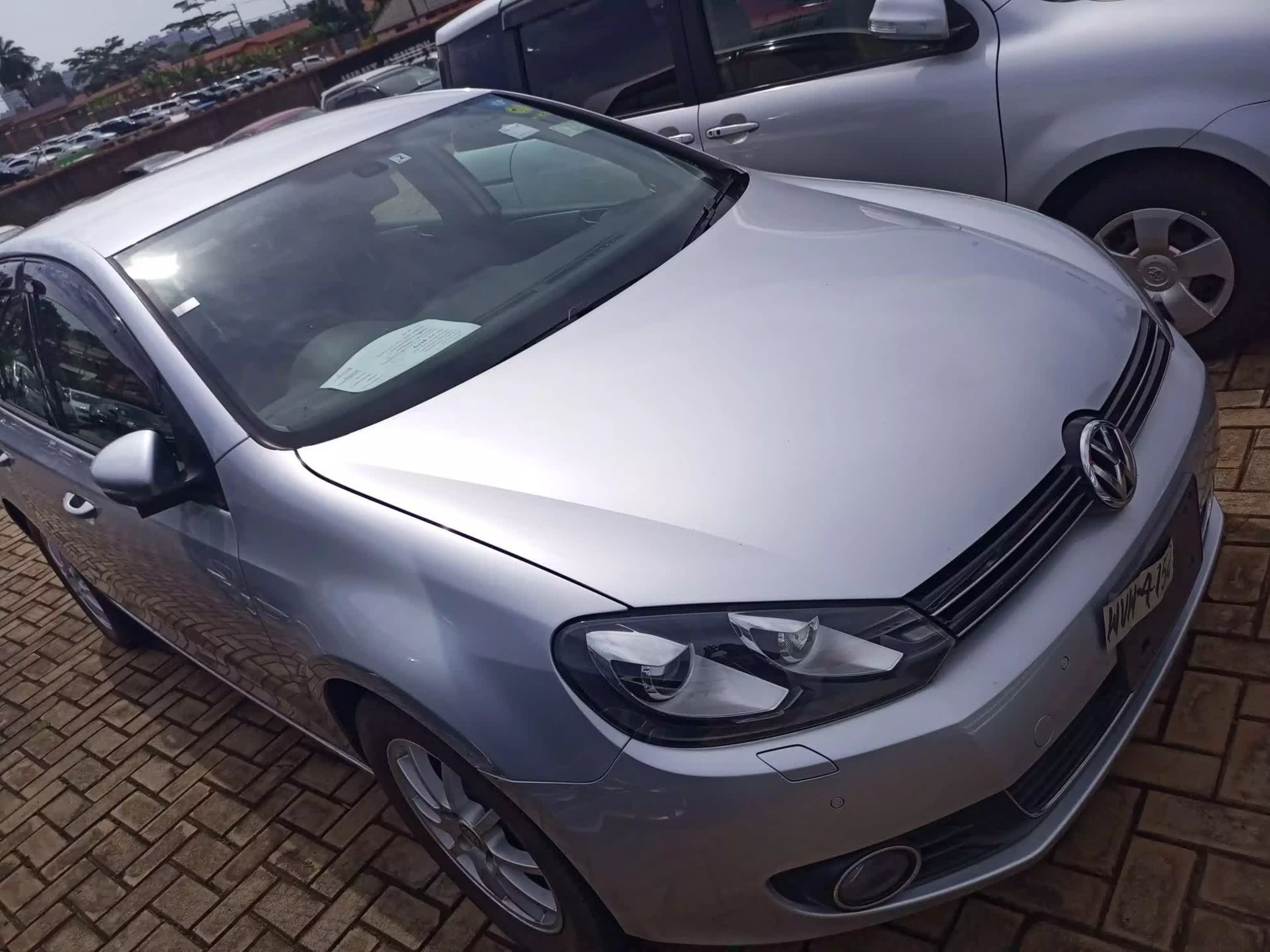 Volkswagen Golf - 2010