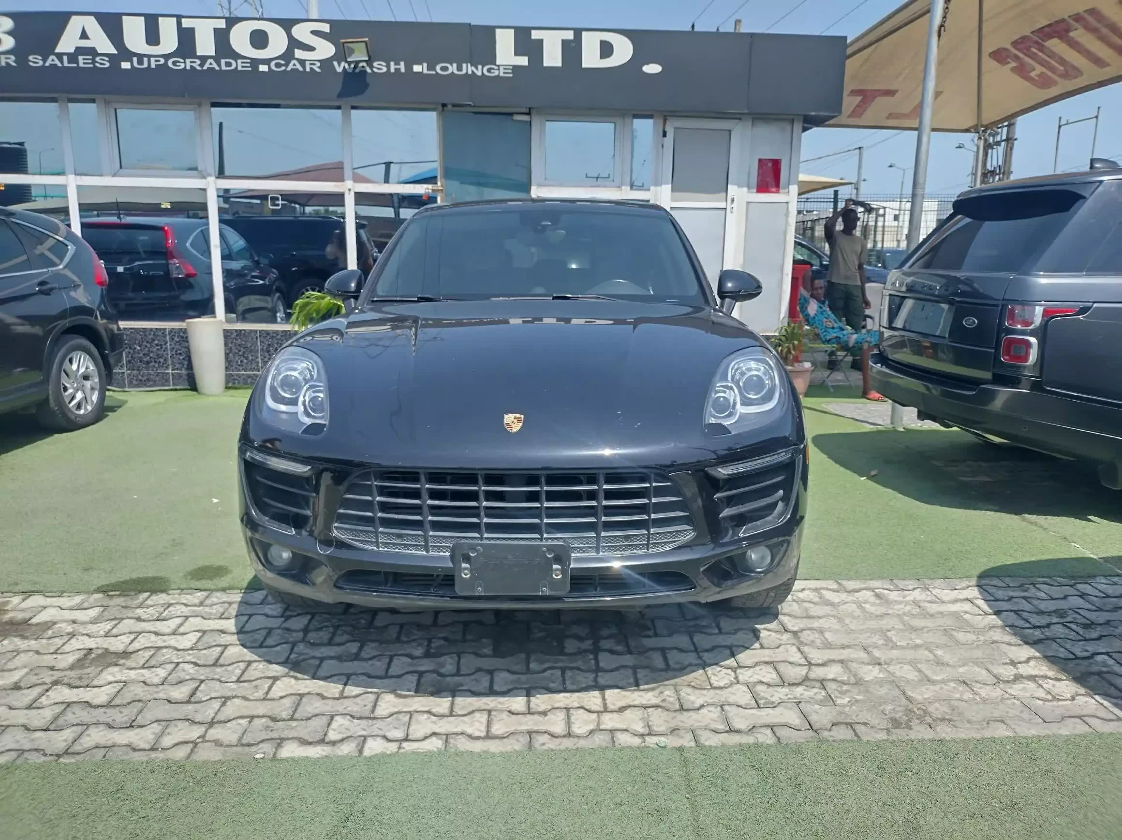 PORSCHE Macan - 2017