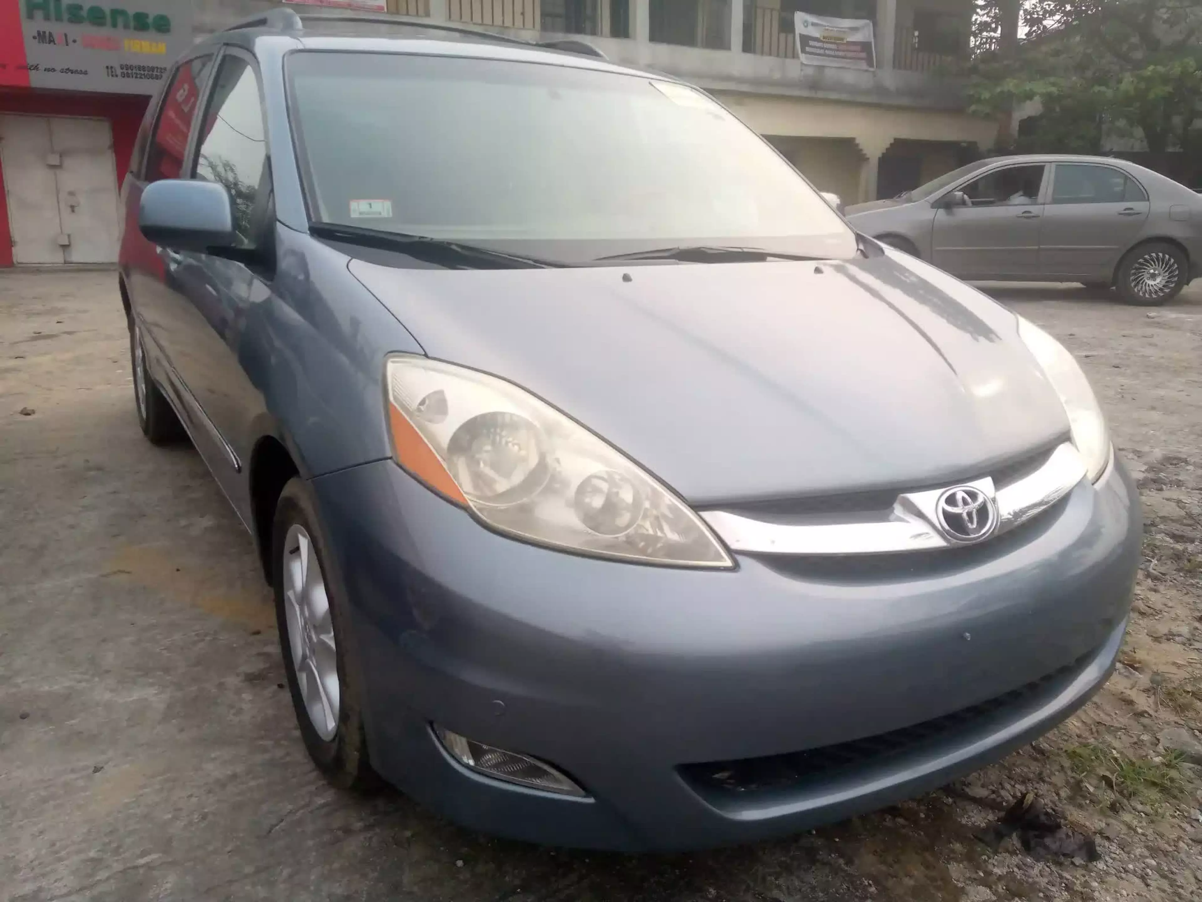 Toyota Sienna - 2007
