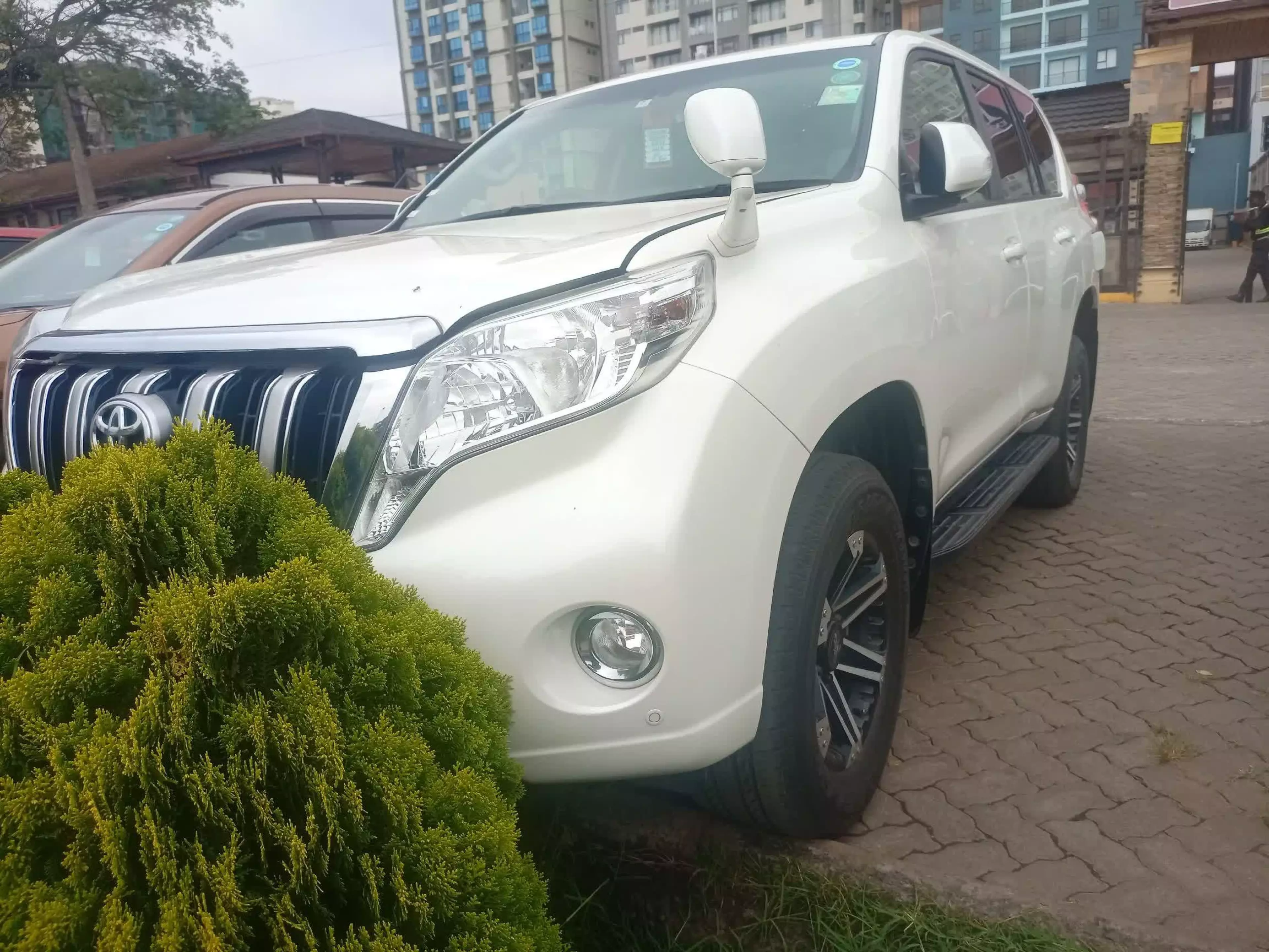 Toyota Landcruiser prado TX - 2016