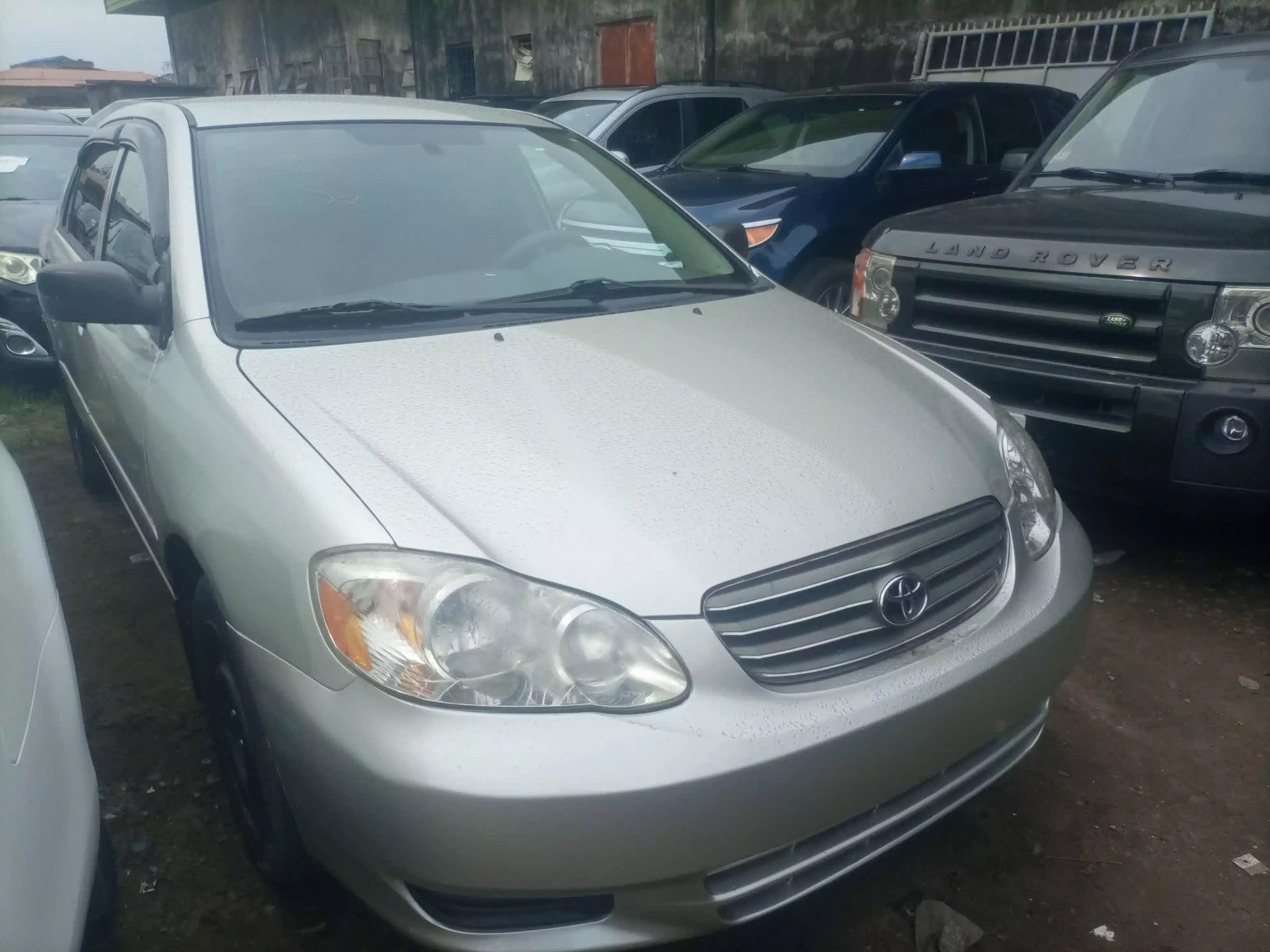 Toyota Corolla - 2004