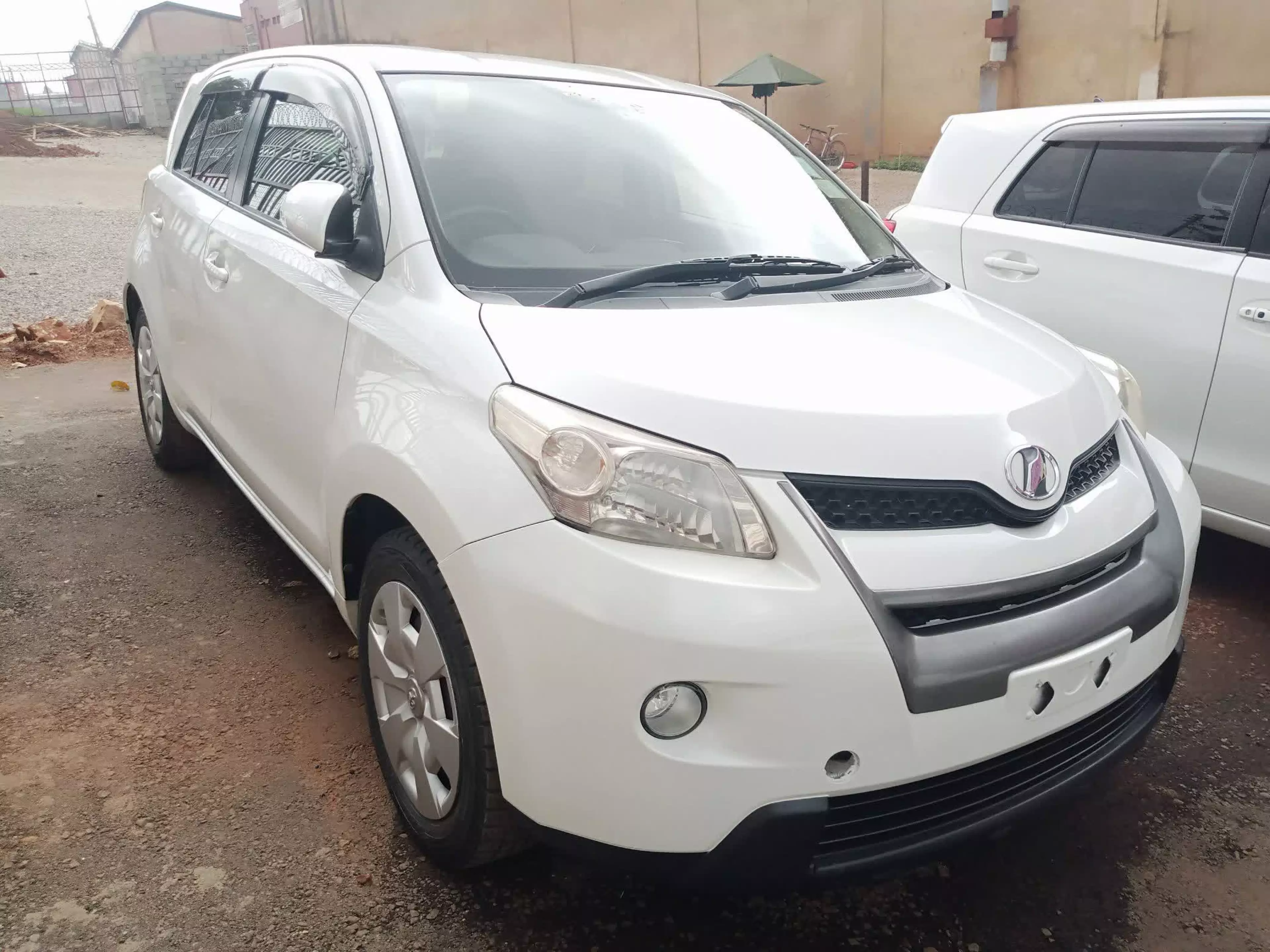 Toyota Ist  - 2007