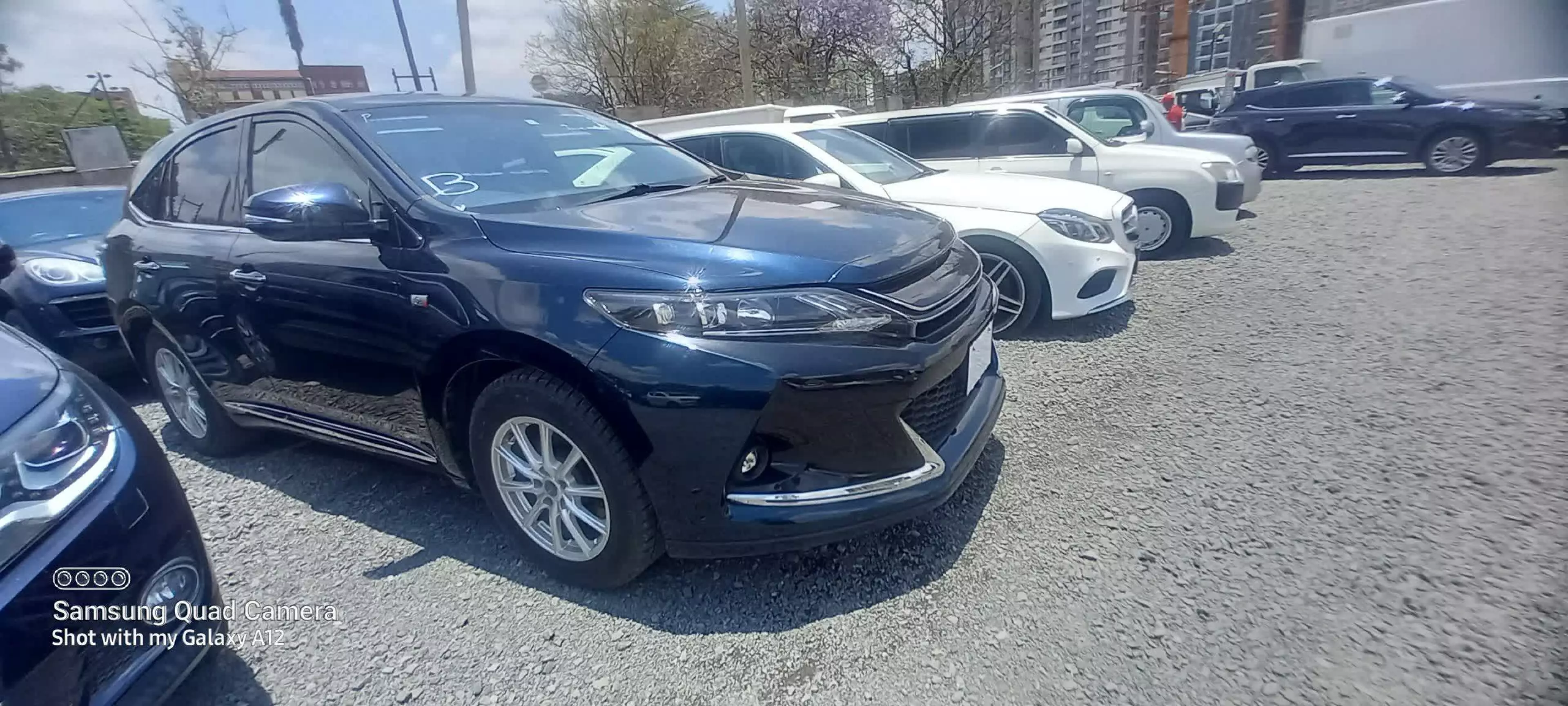 Toyota Harrier - 2016