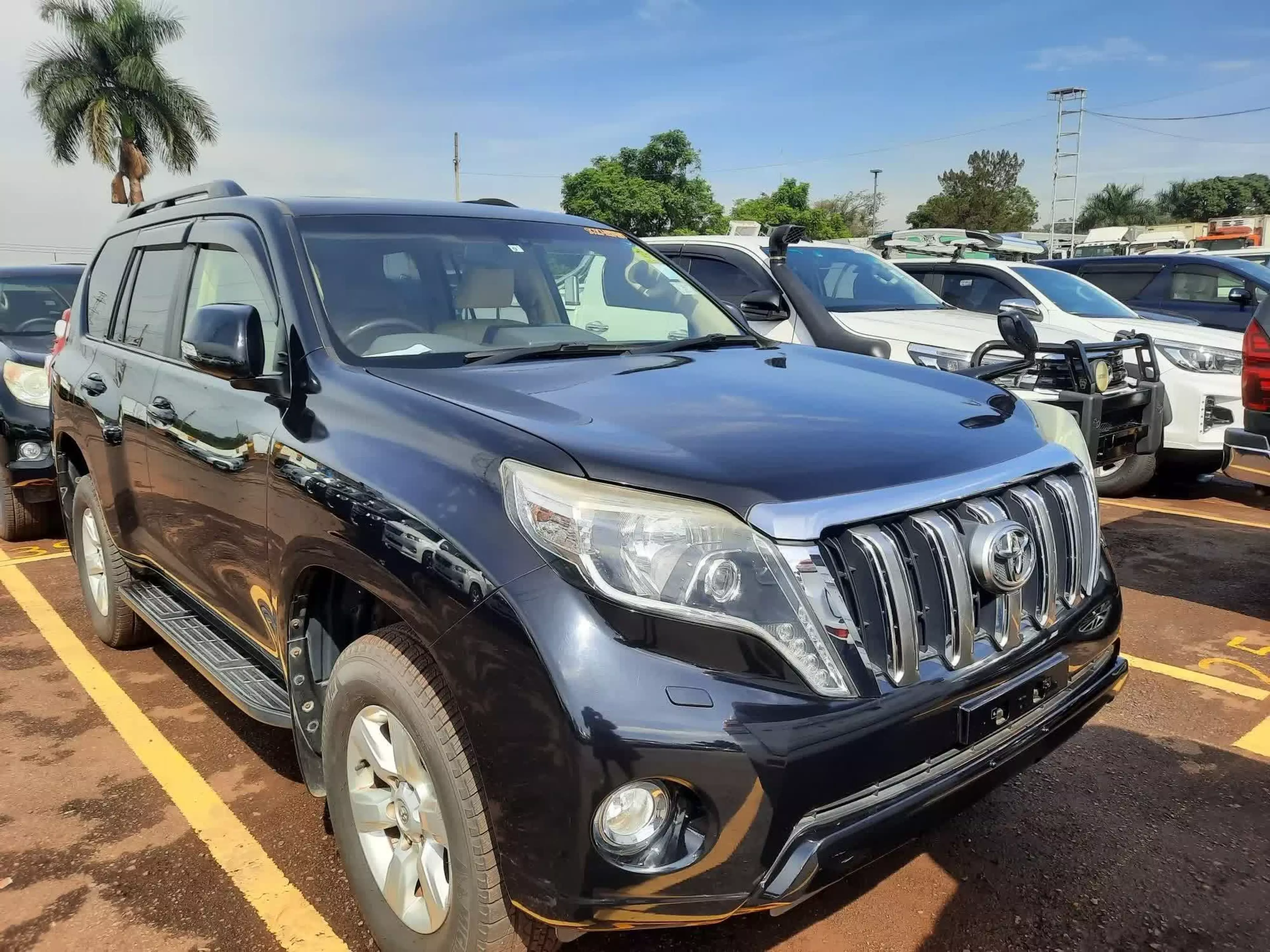 Toyota Landcruiser Prado - 2013