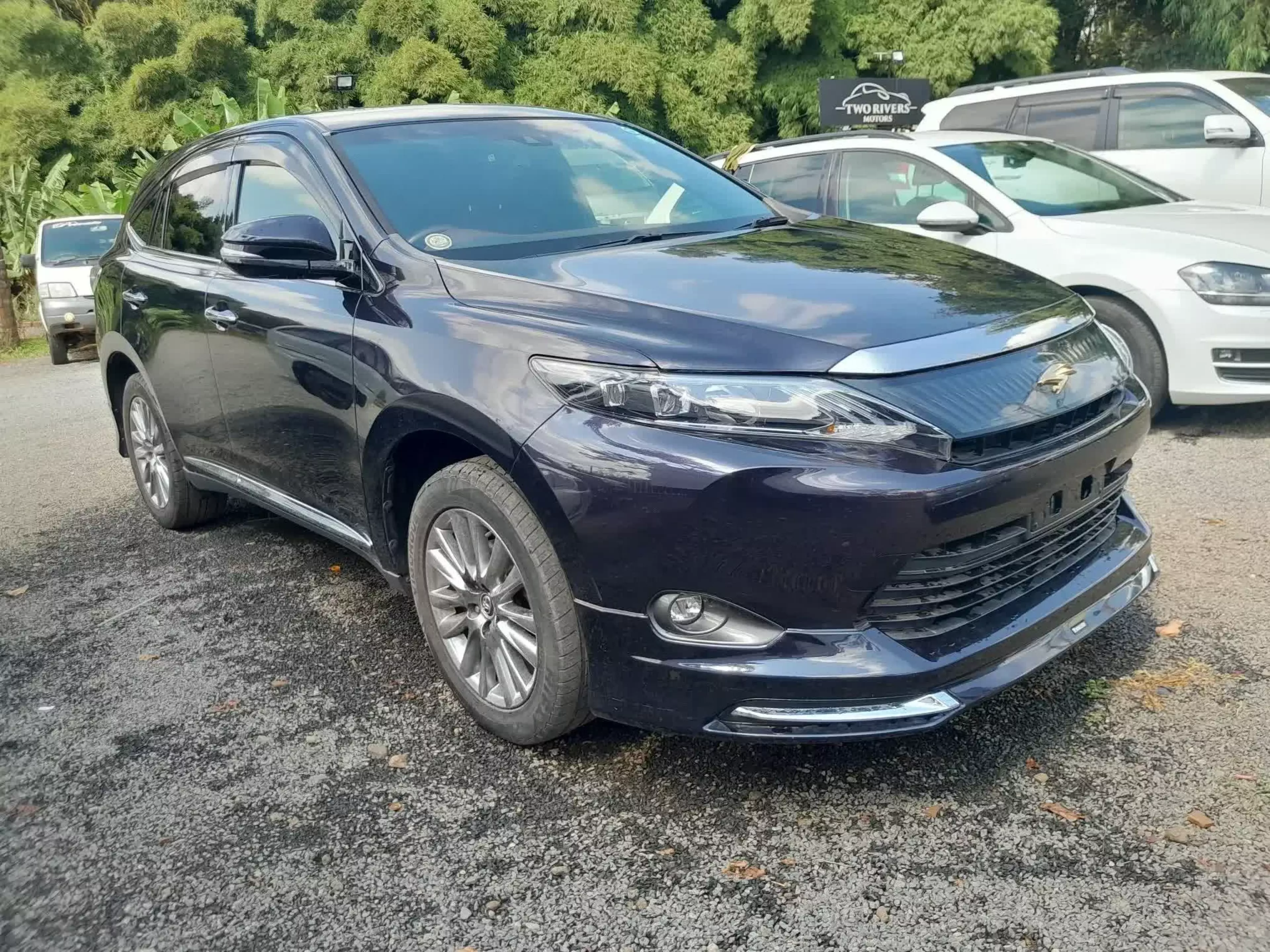 Toyota Harrier - 2015