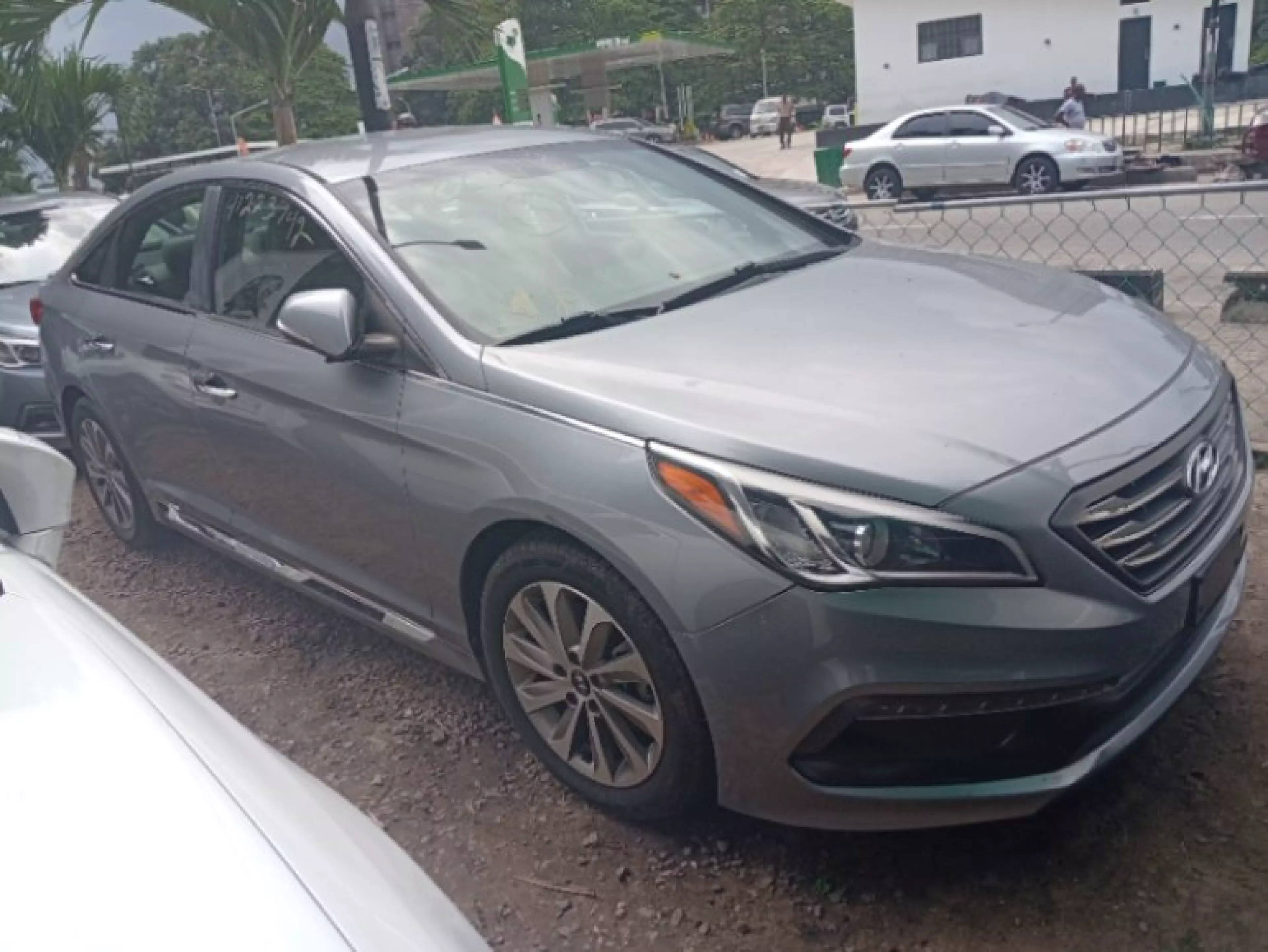 Hyundai Sonata - 2015