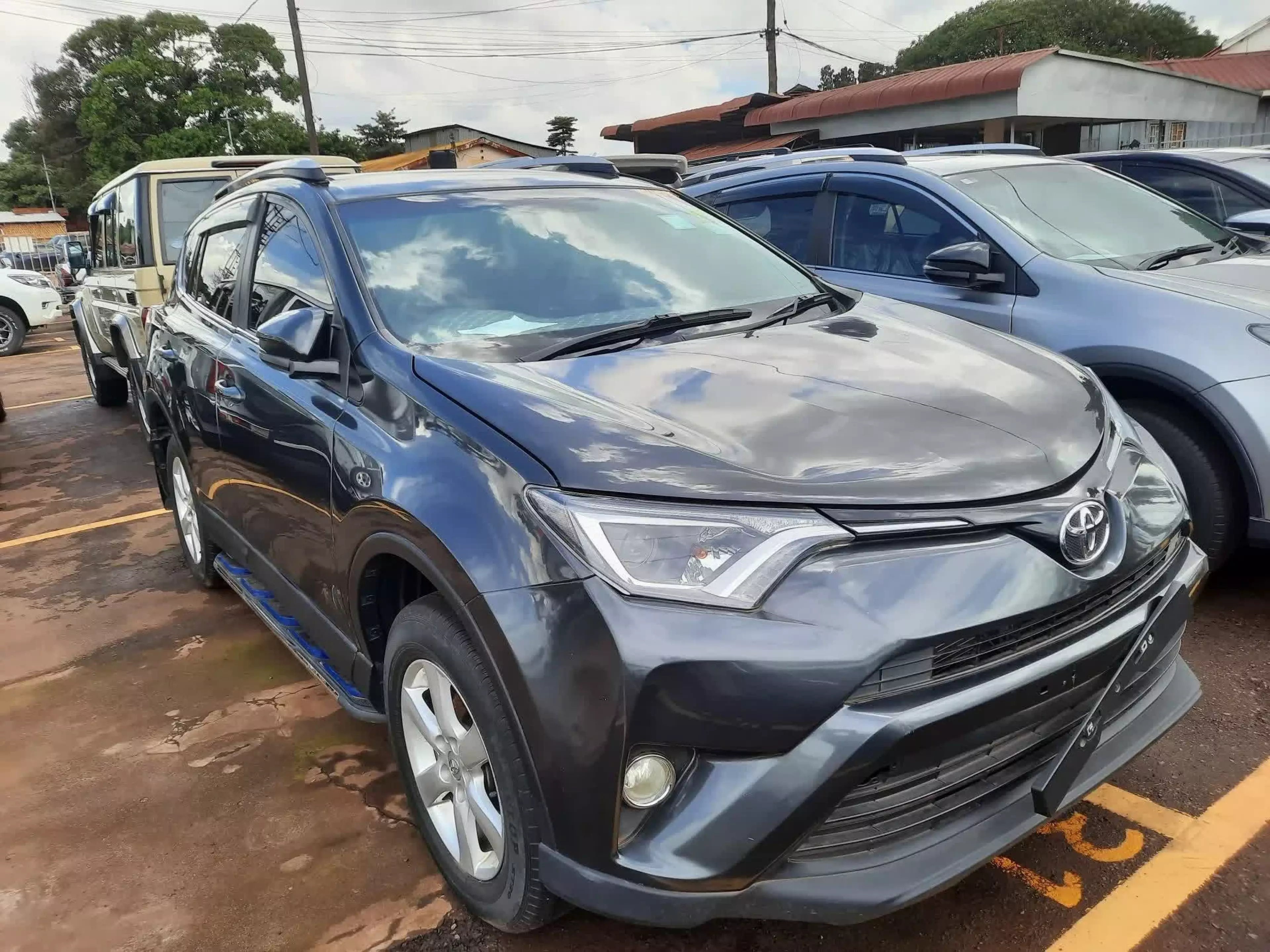 Toyota RAV 4 - 2016