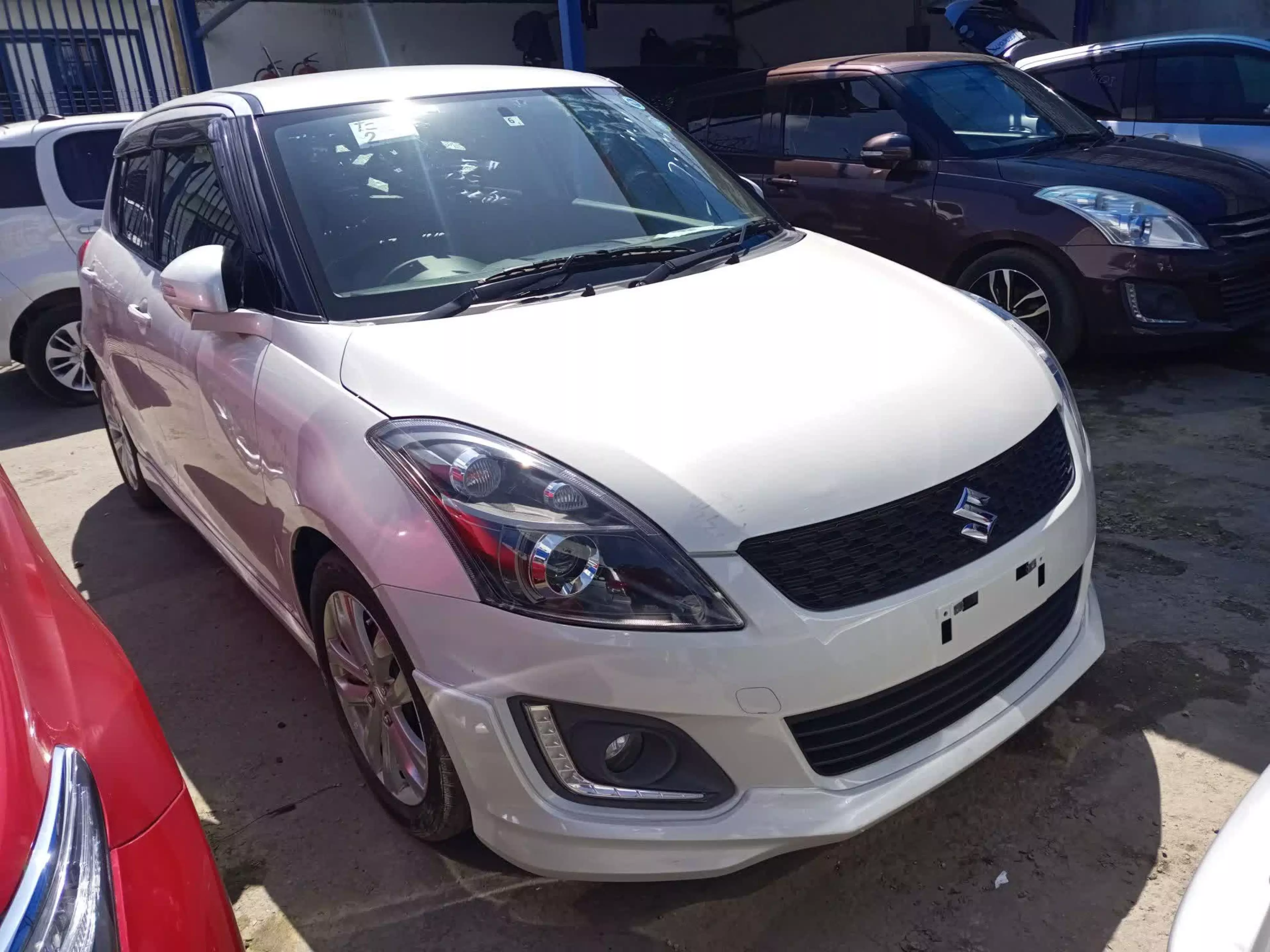 SUZUKI Swift RS - 2016