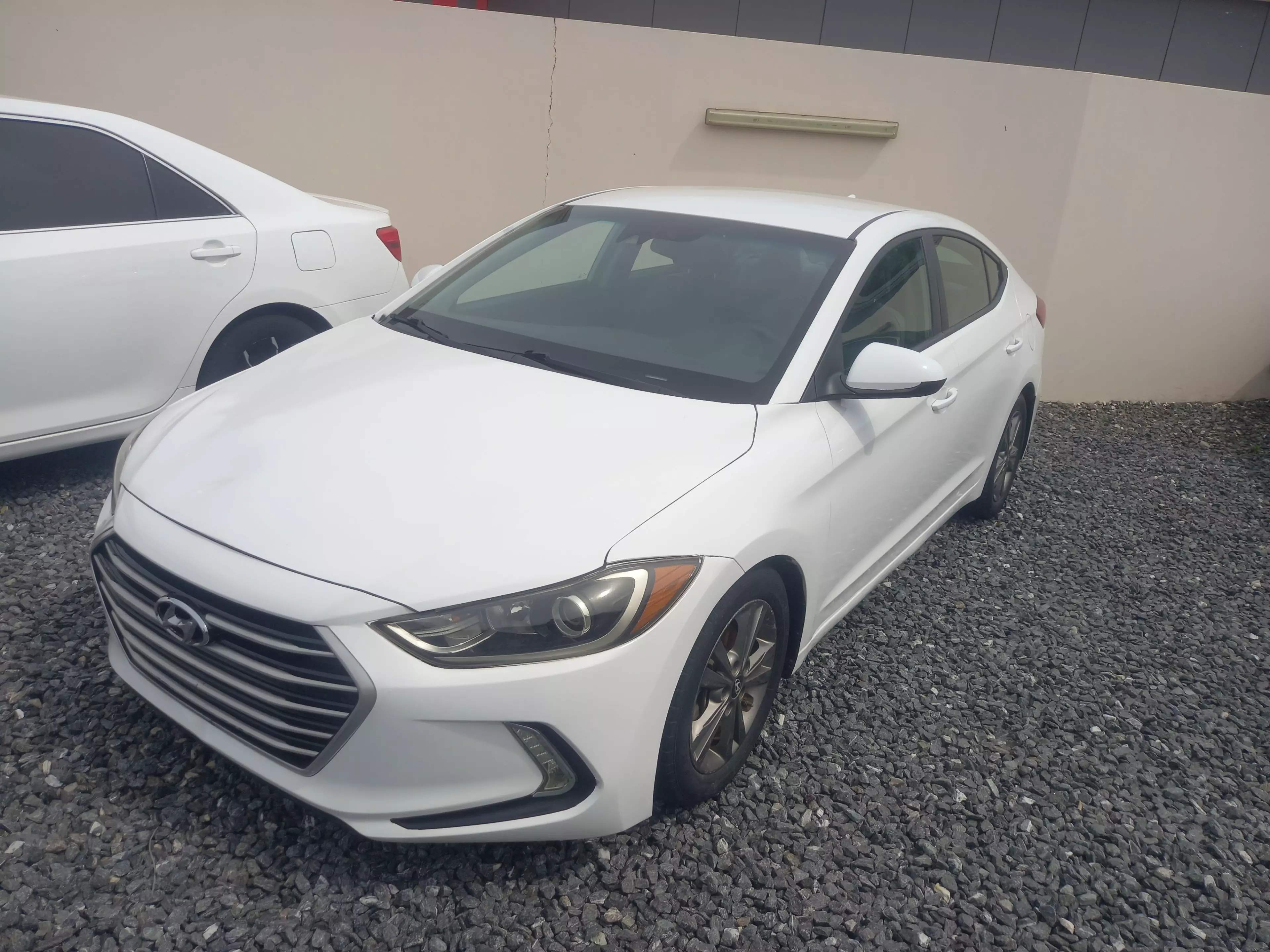 Hyundai Elantra   - 2017