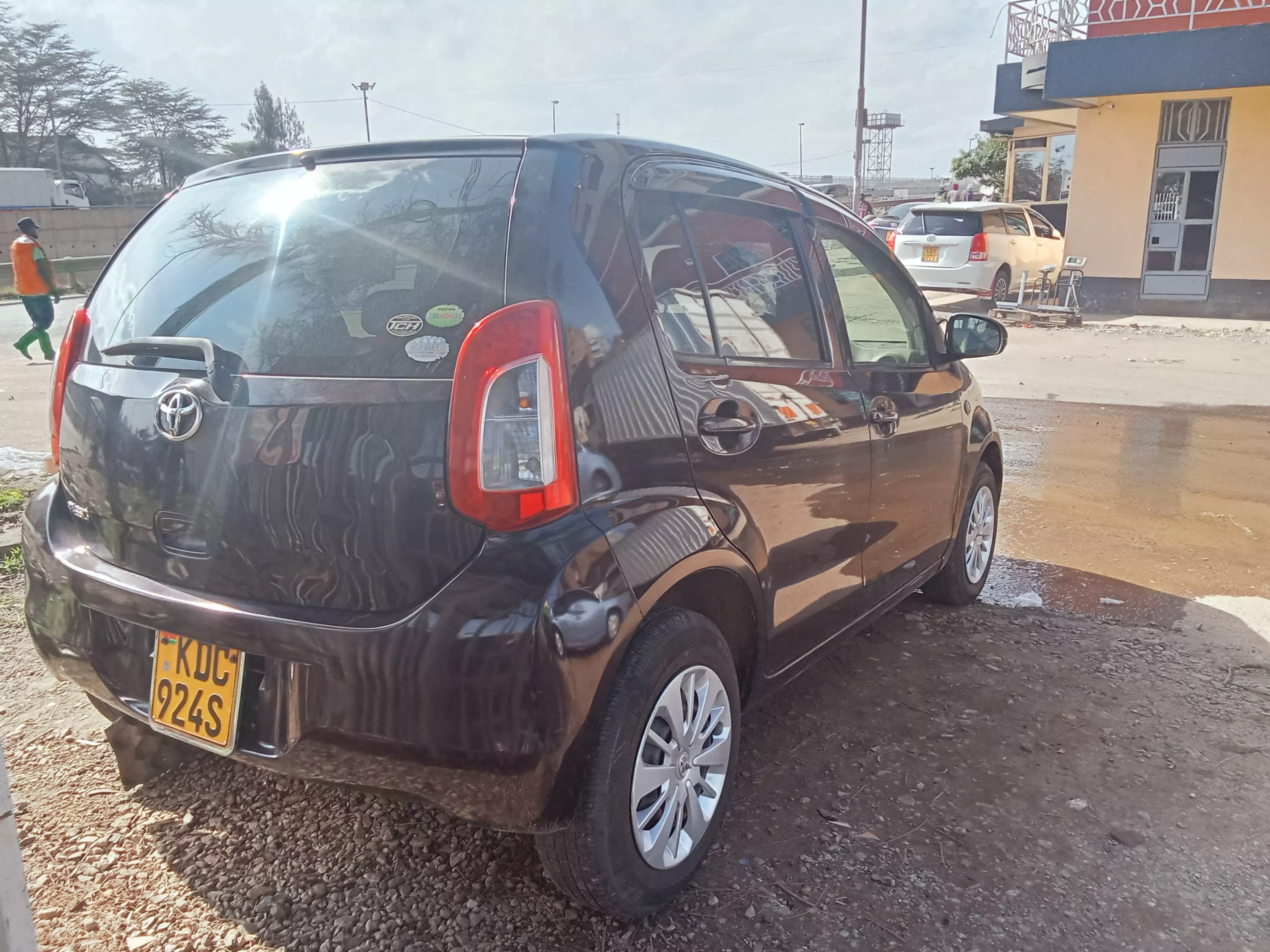 Toyota Passo   - 2014