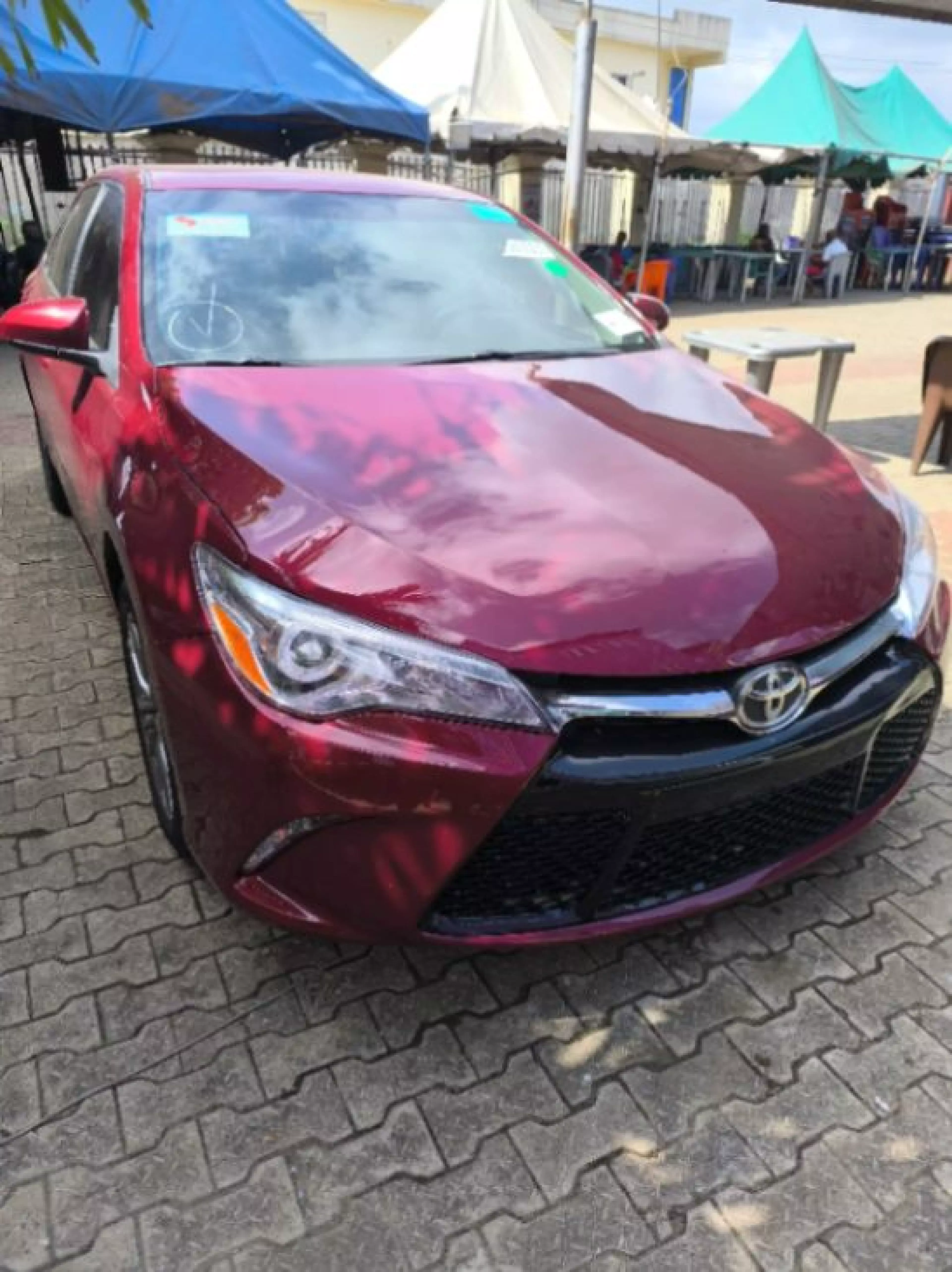 Toyota Camry - 2017
