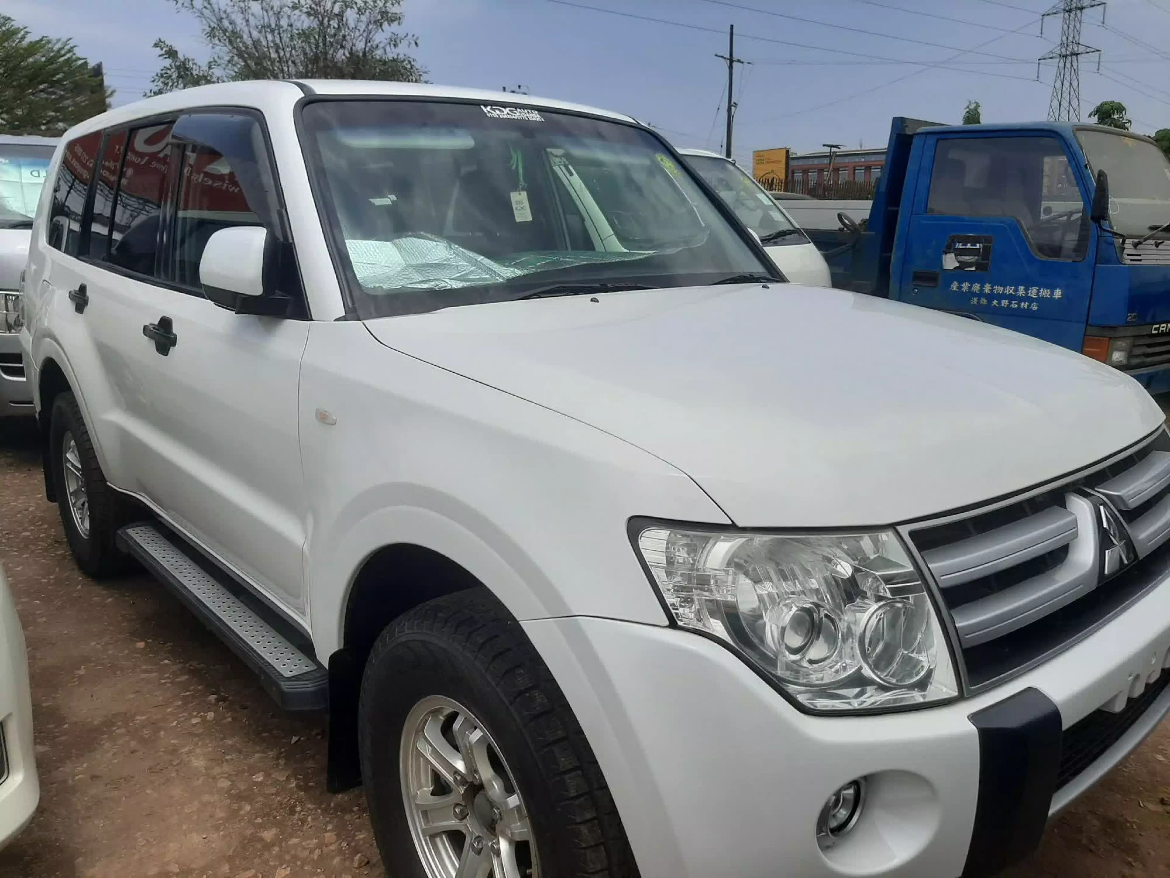Mitsubishi Pajero - 2010