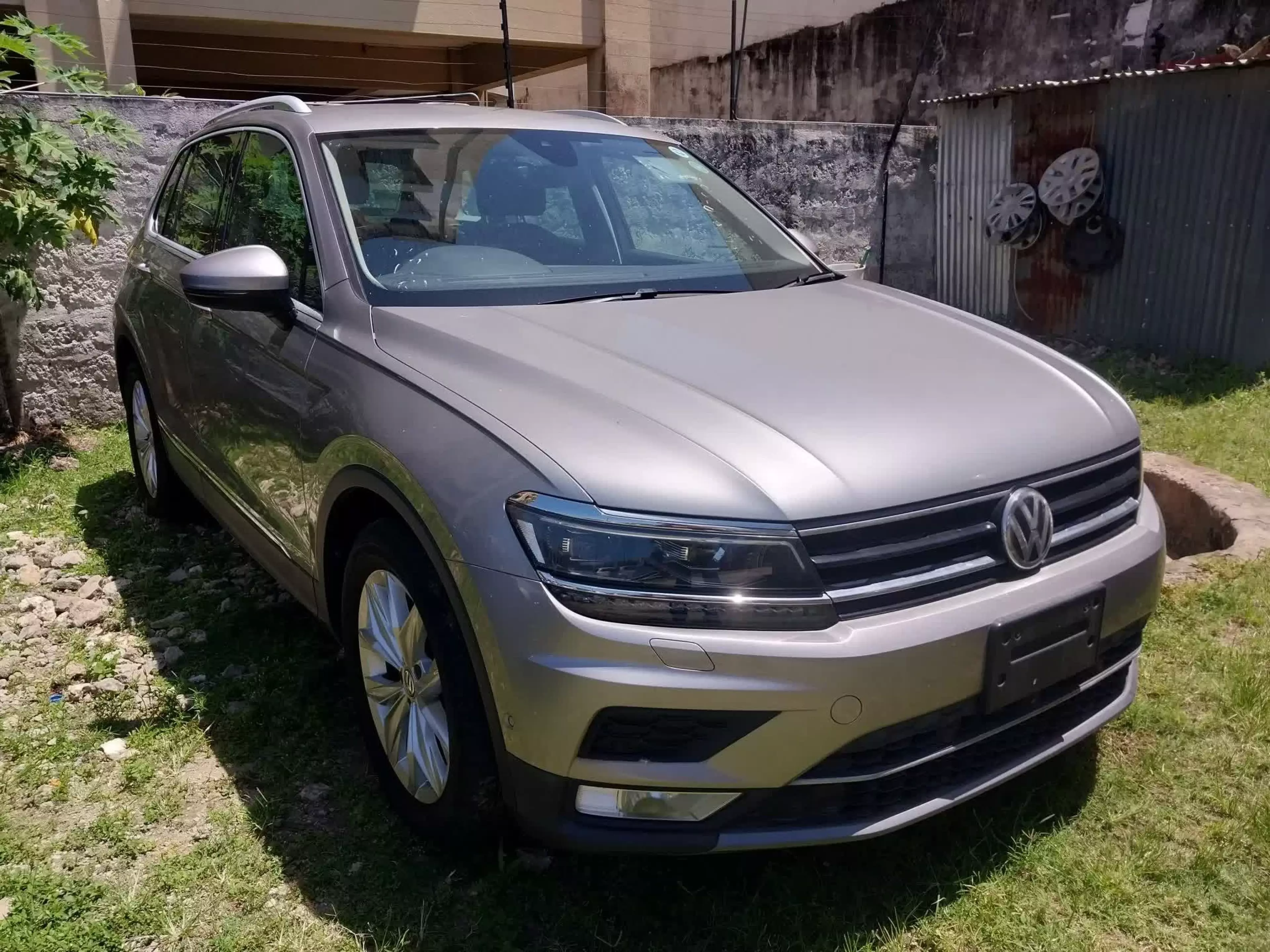 Volkswagen Tiguan - 2017