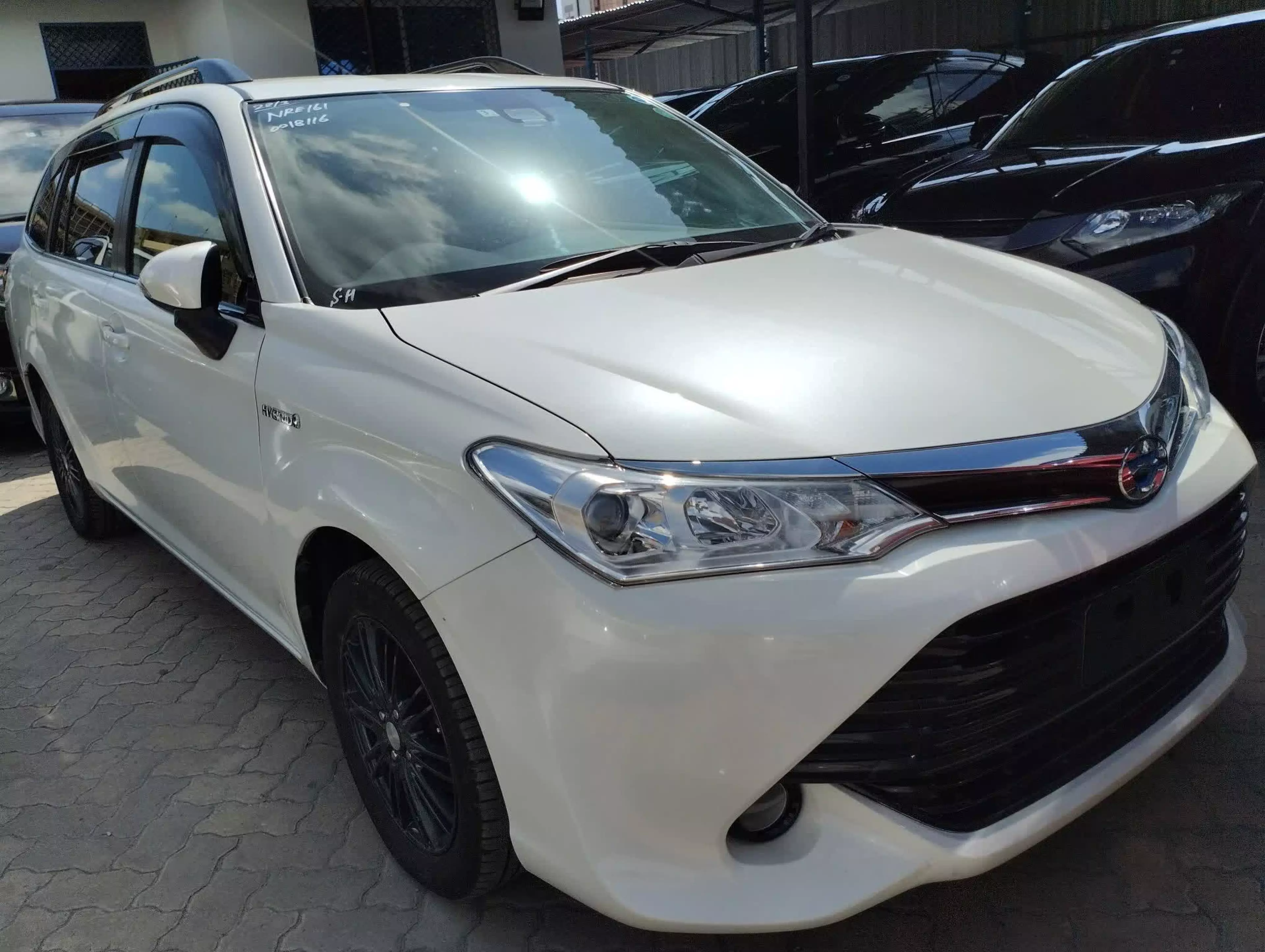 Toyota Fielder hybrid  - 2016
