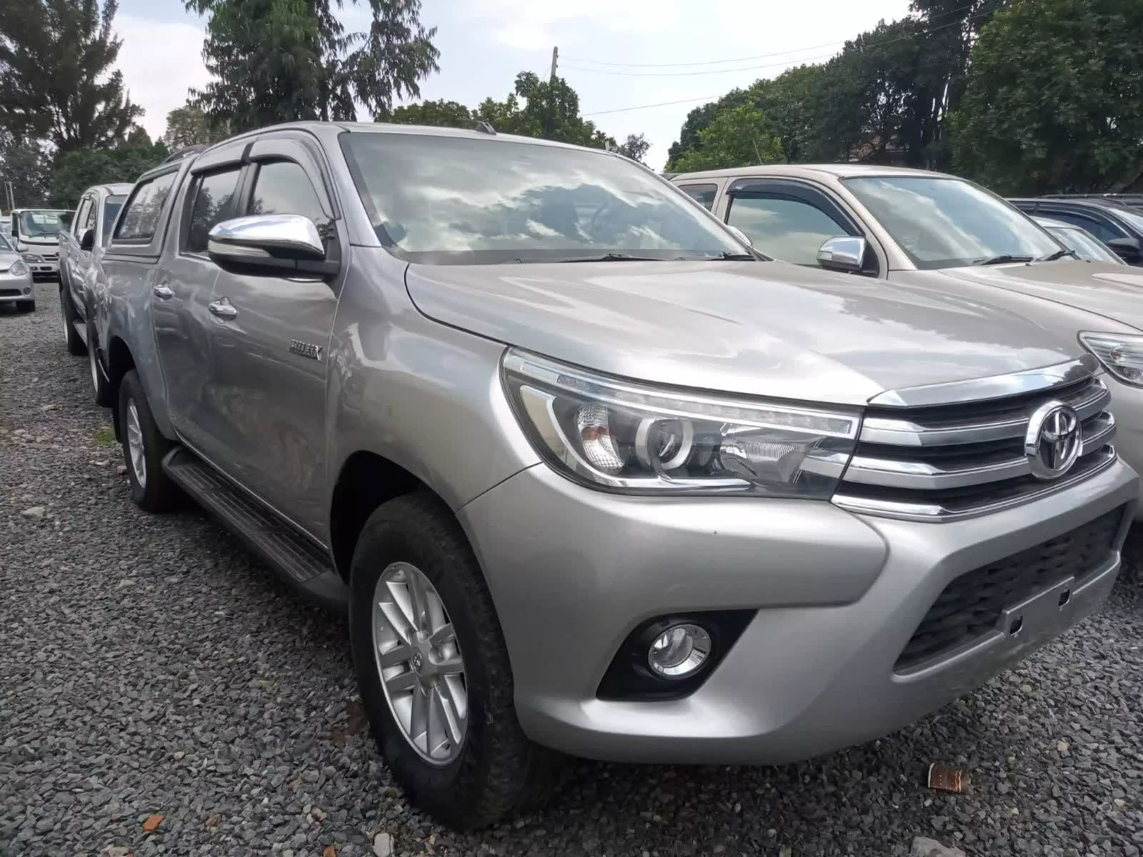 Toyota Hilux Revo  - 2015