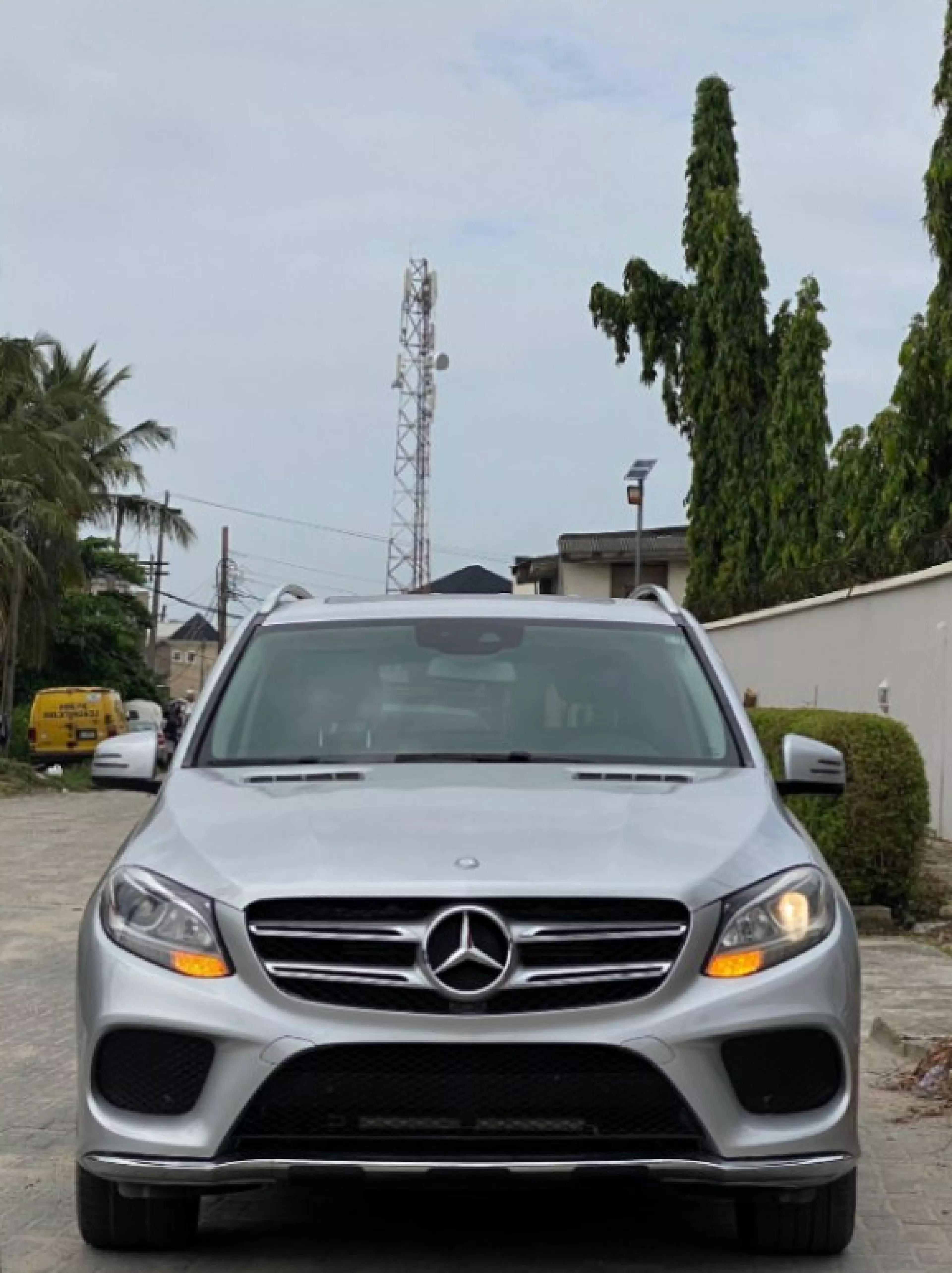 Mercedes-Benz GLE 350 - 2016