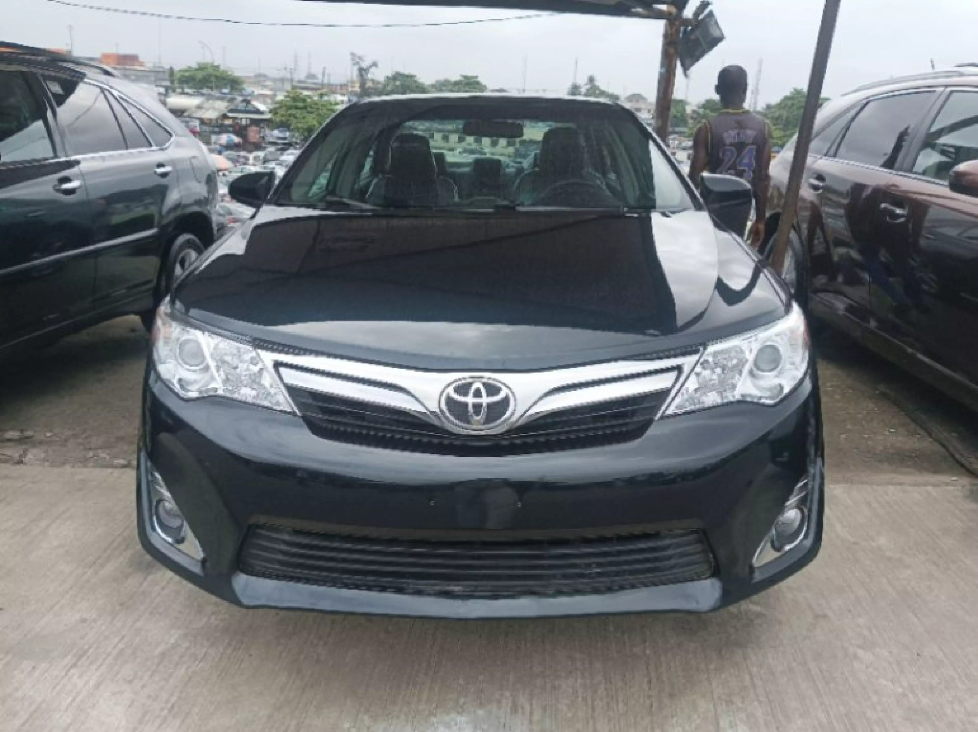 Toyota Camry - 2014
