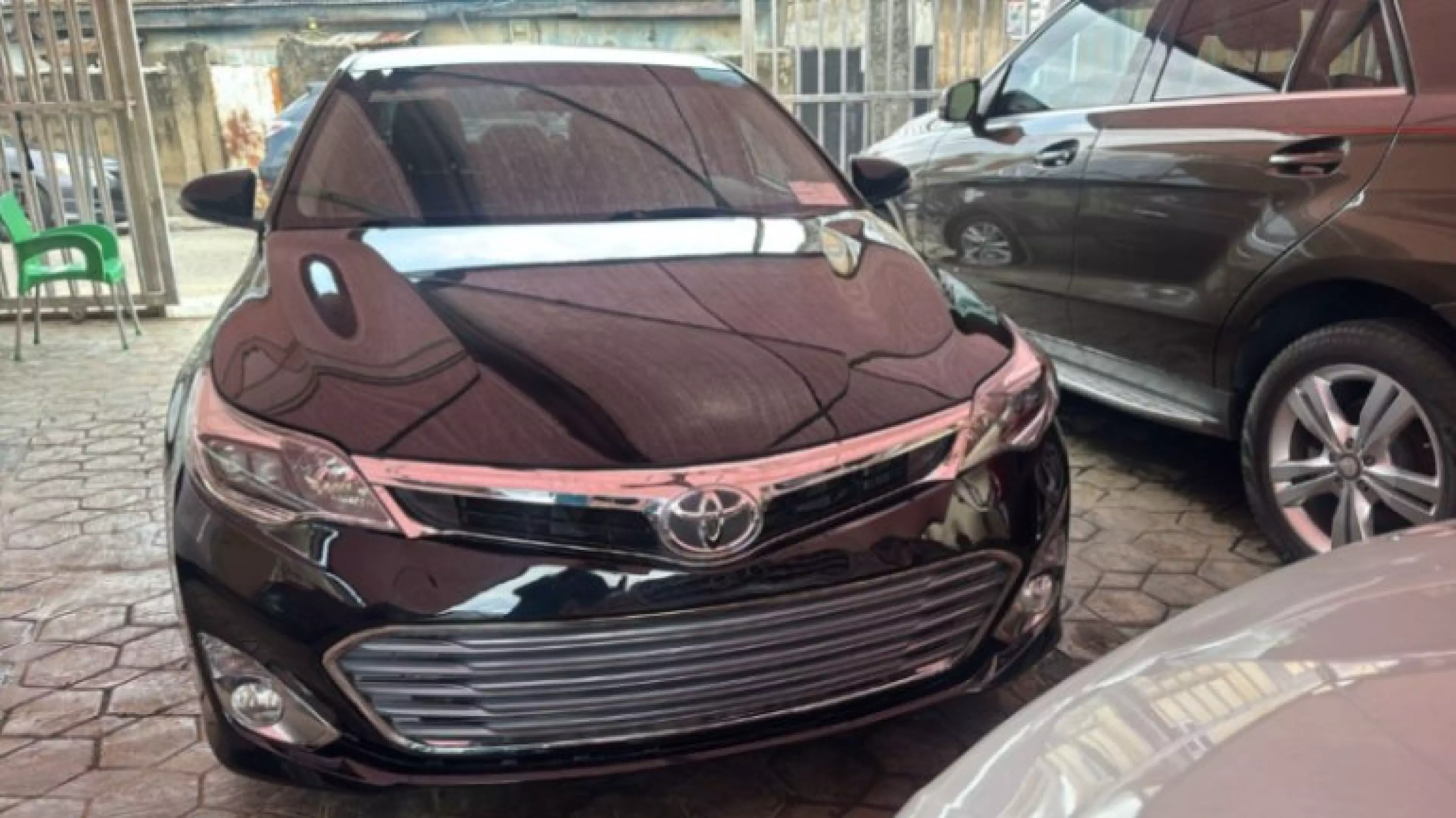 Toyota Avalon - 2013