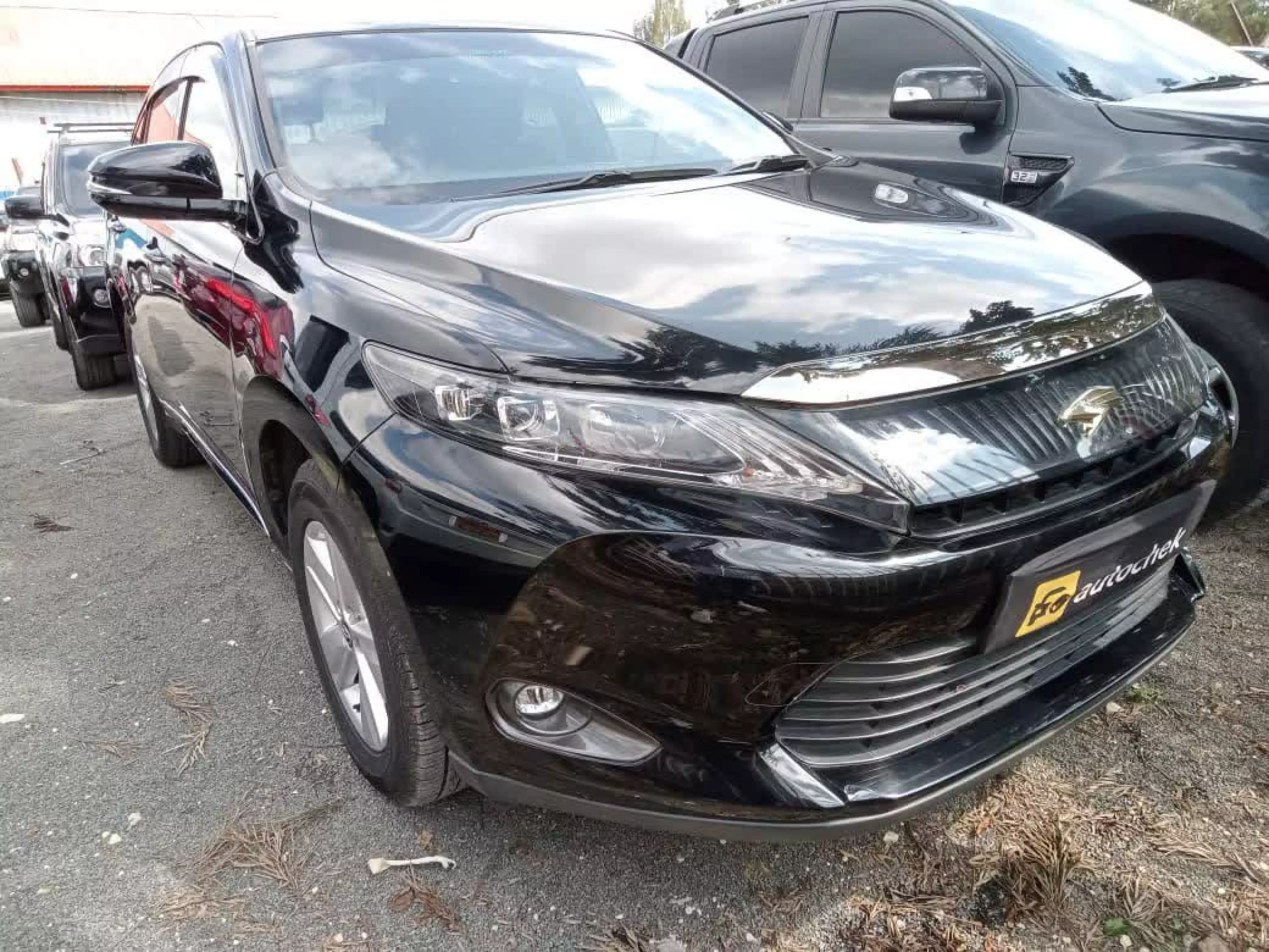 Toyota Harrier - 2015