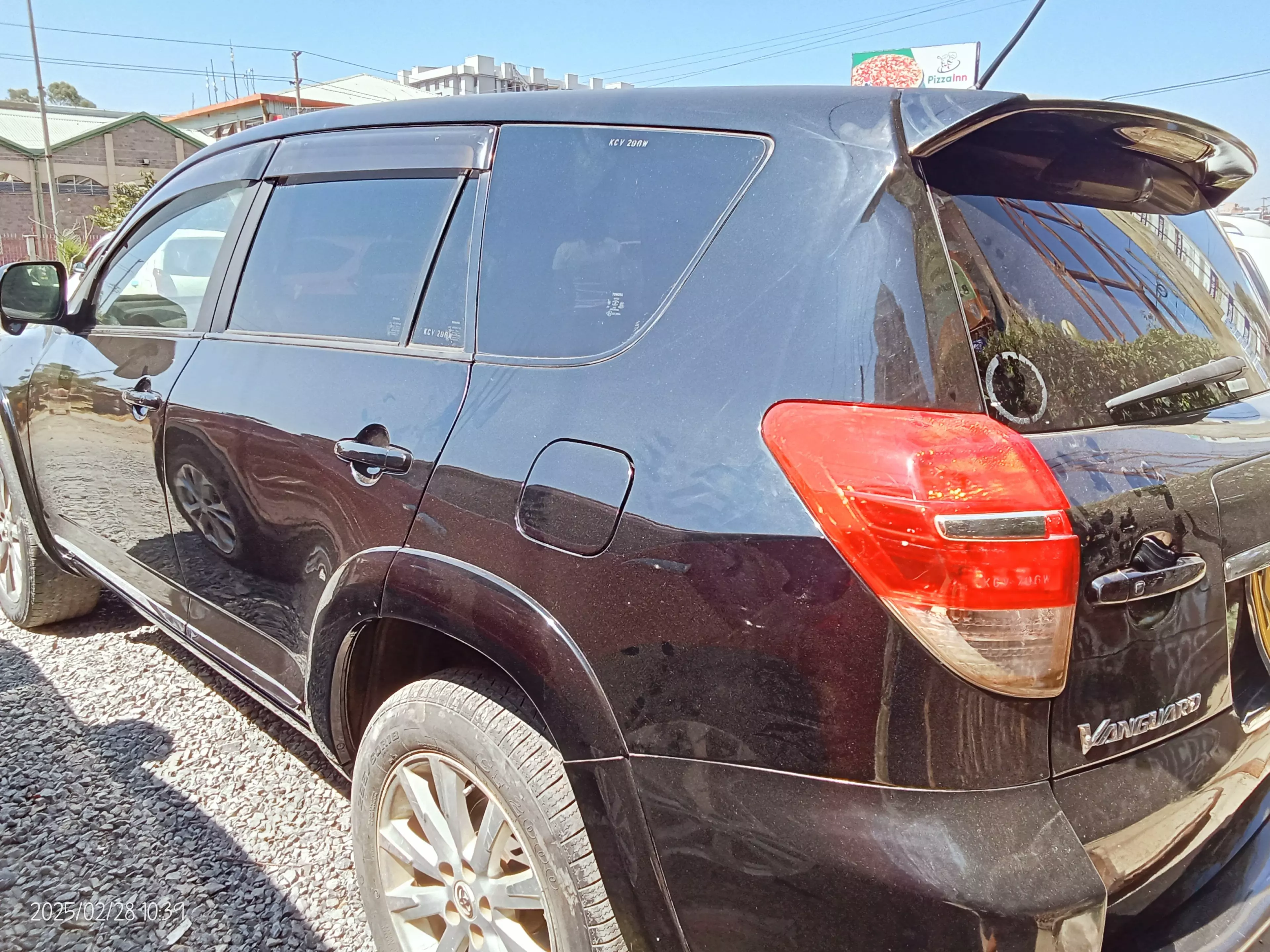 Toyota Vanguard    - 2016