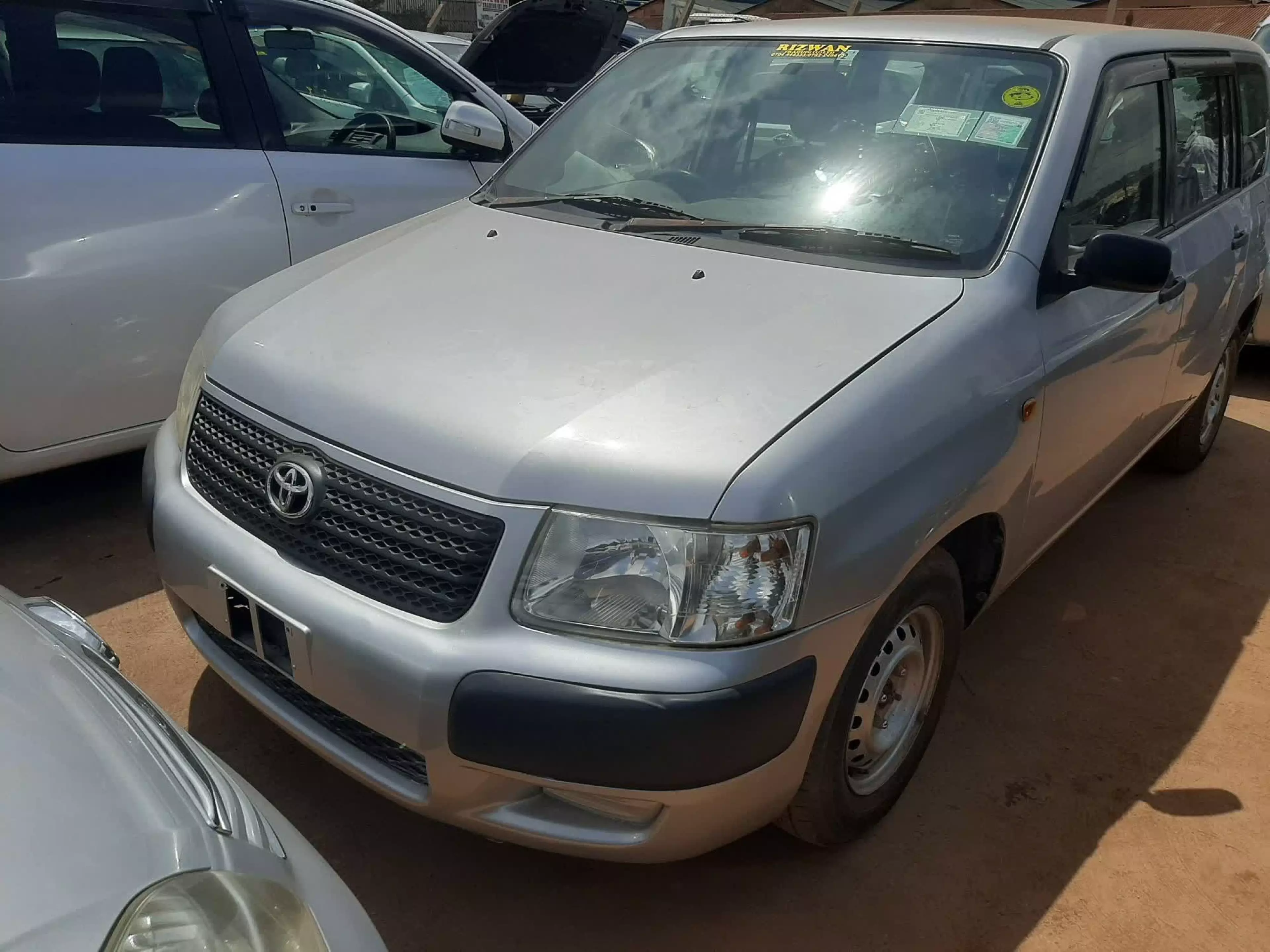 Toyota Succeed  - 2008