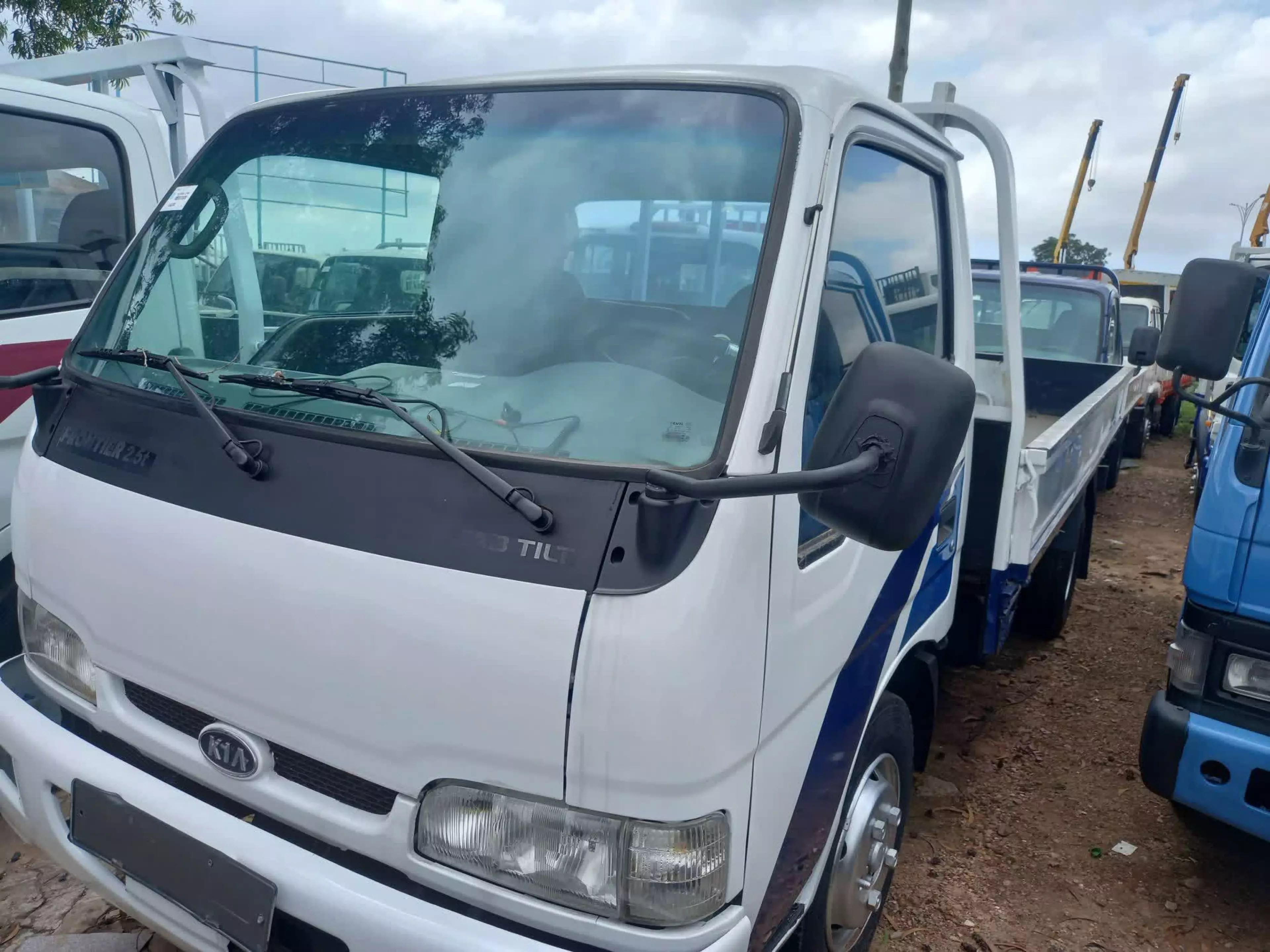 Hyundai Mighty - 2004