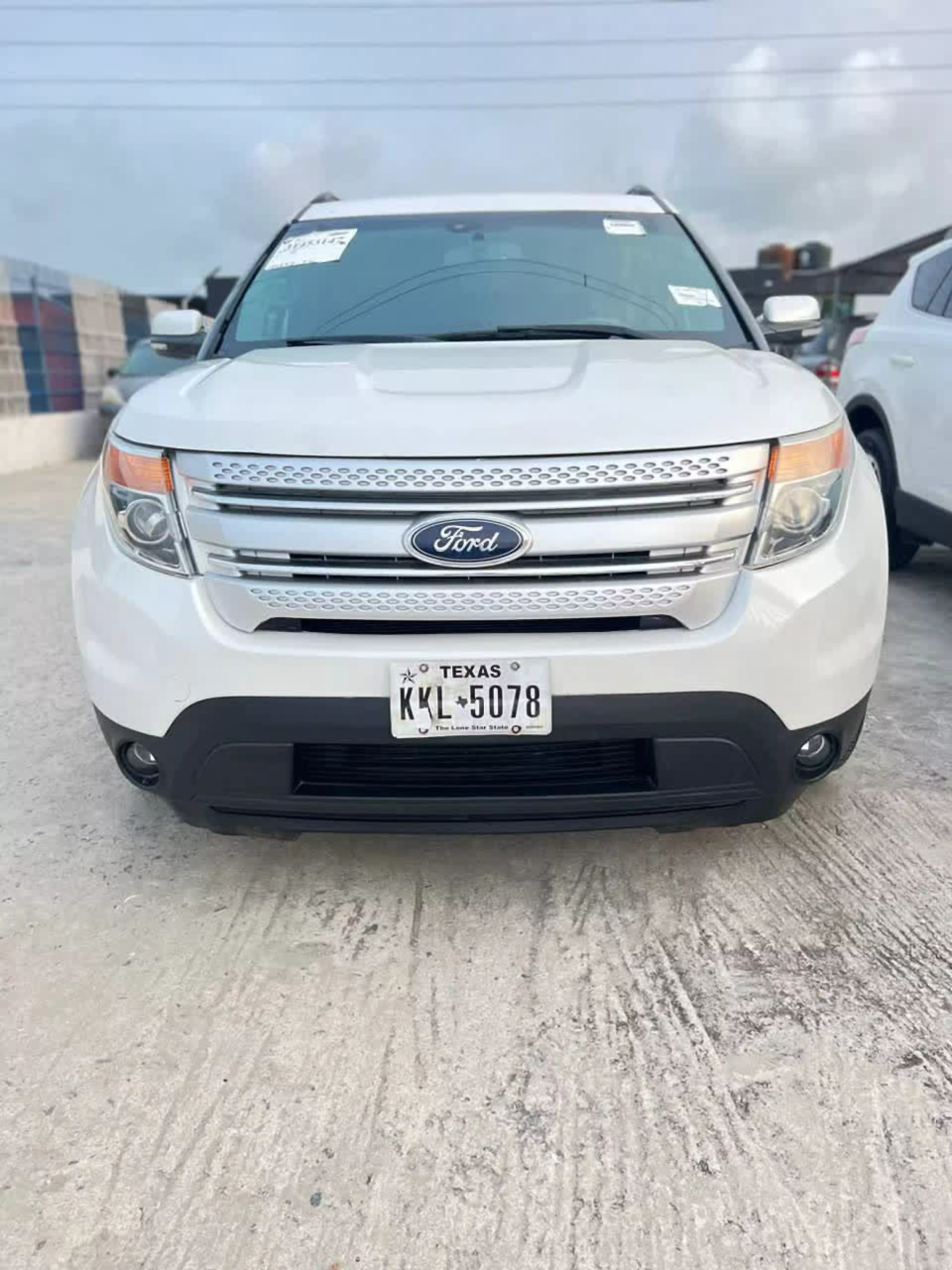 Ford Explorer - 2013