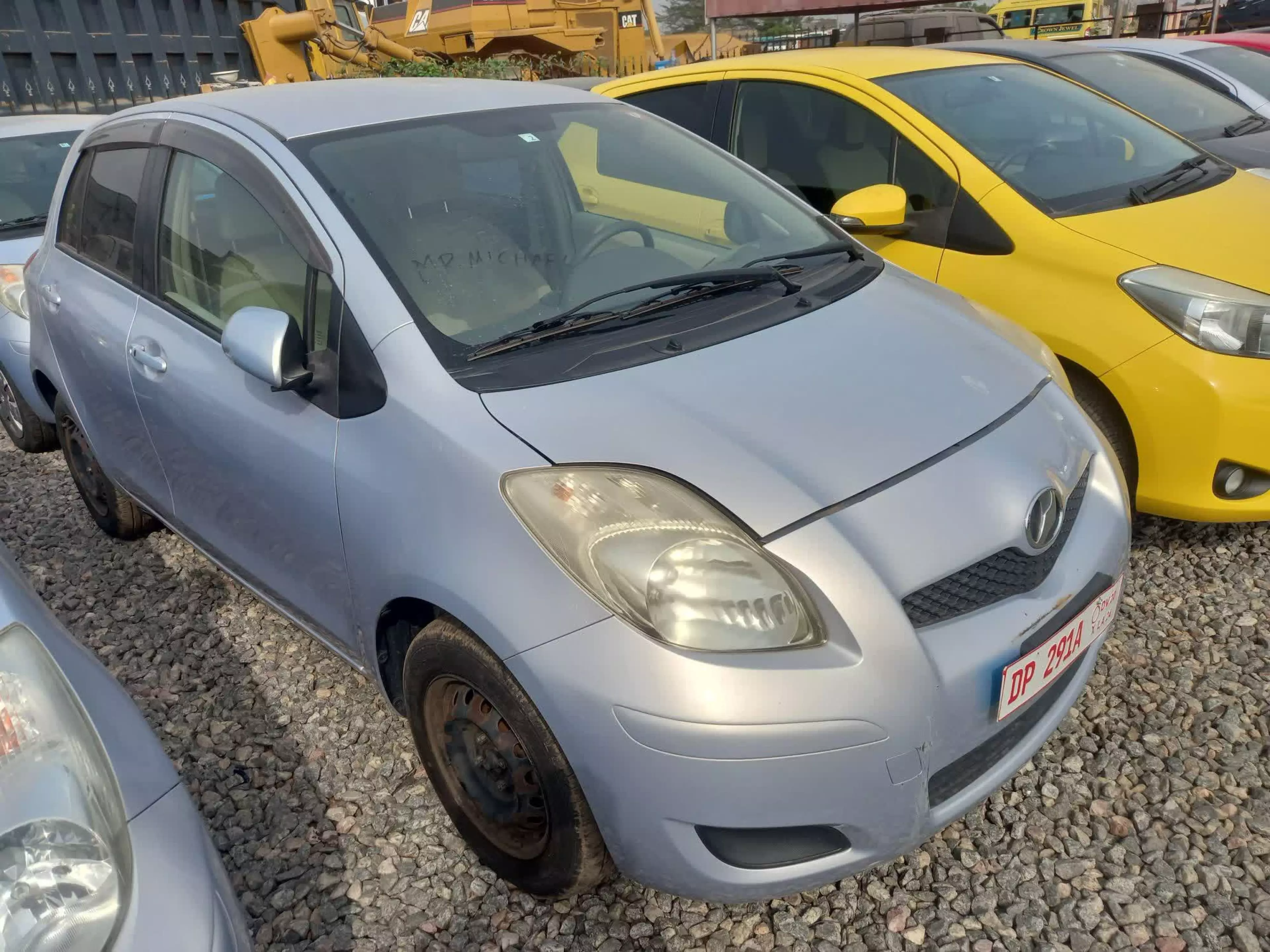 Toyota Vitz   - 2010