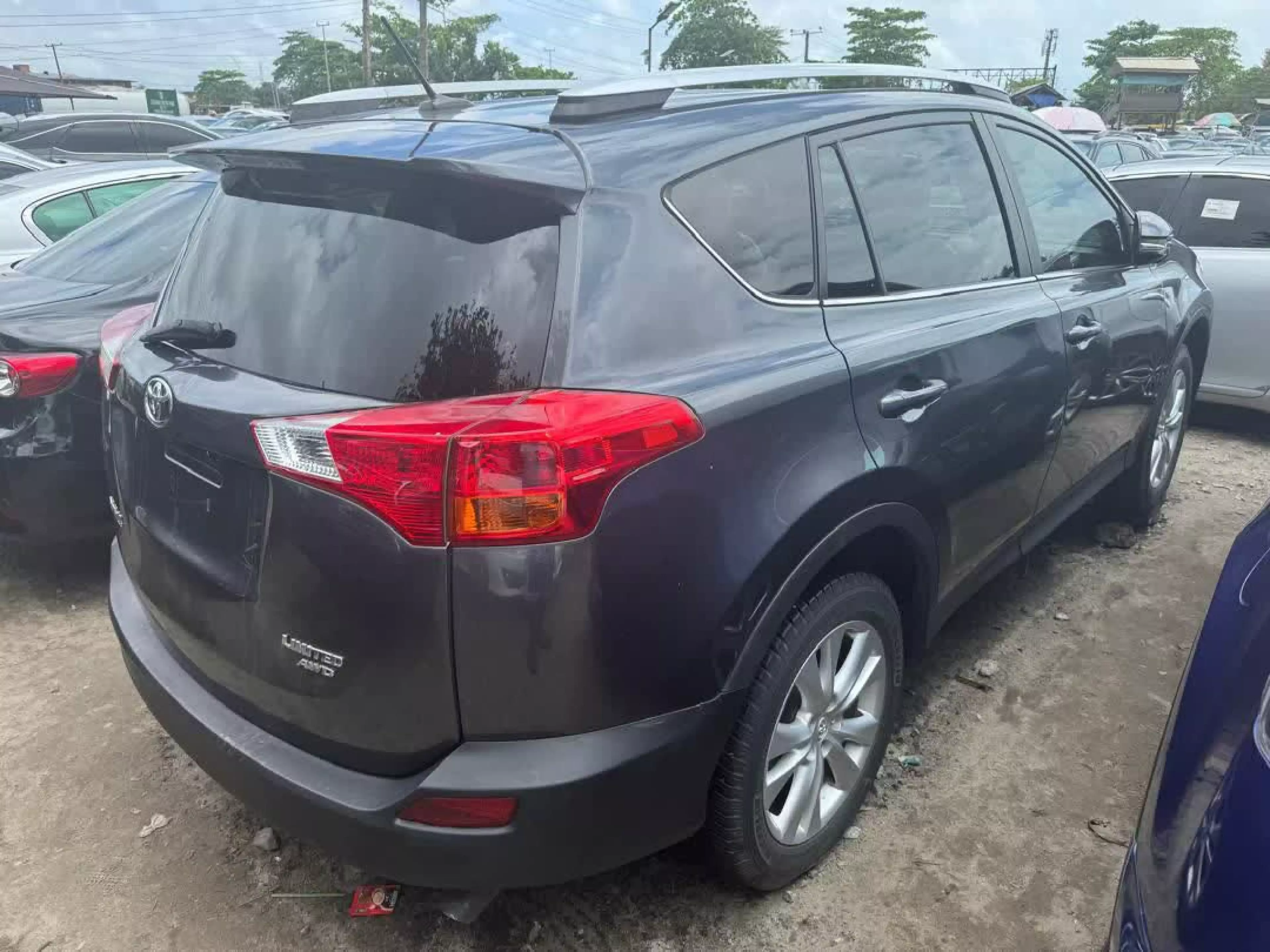 Toyota RAV 4   - 2013
