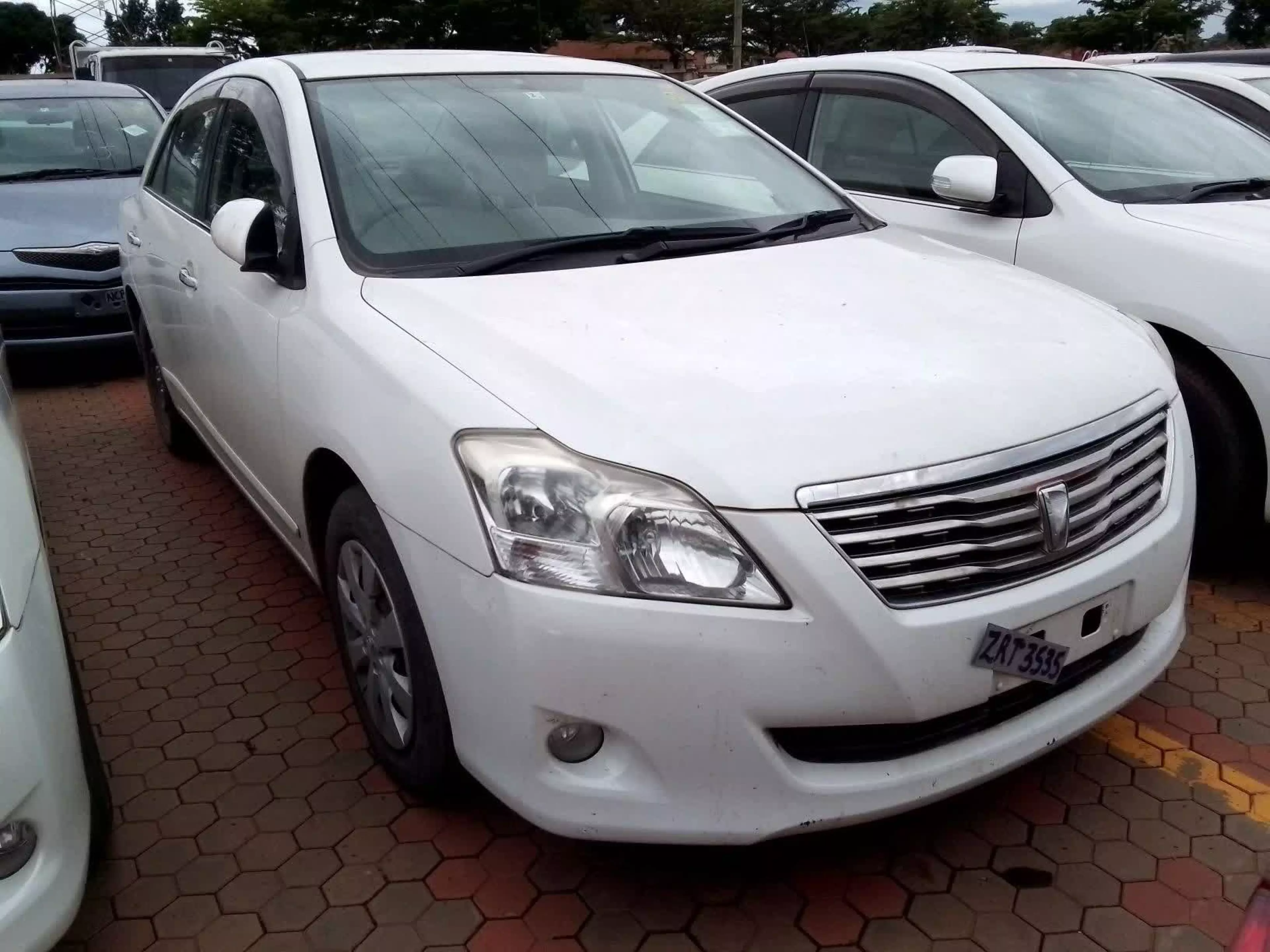 Toyota Premio  - 2009
