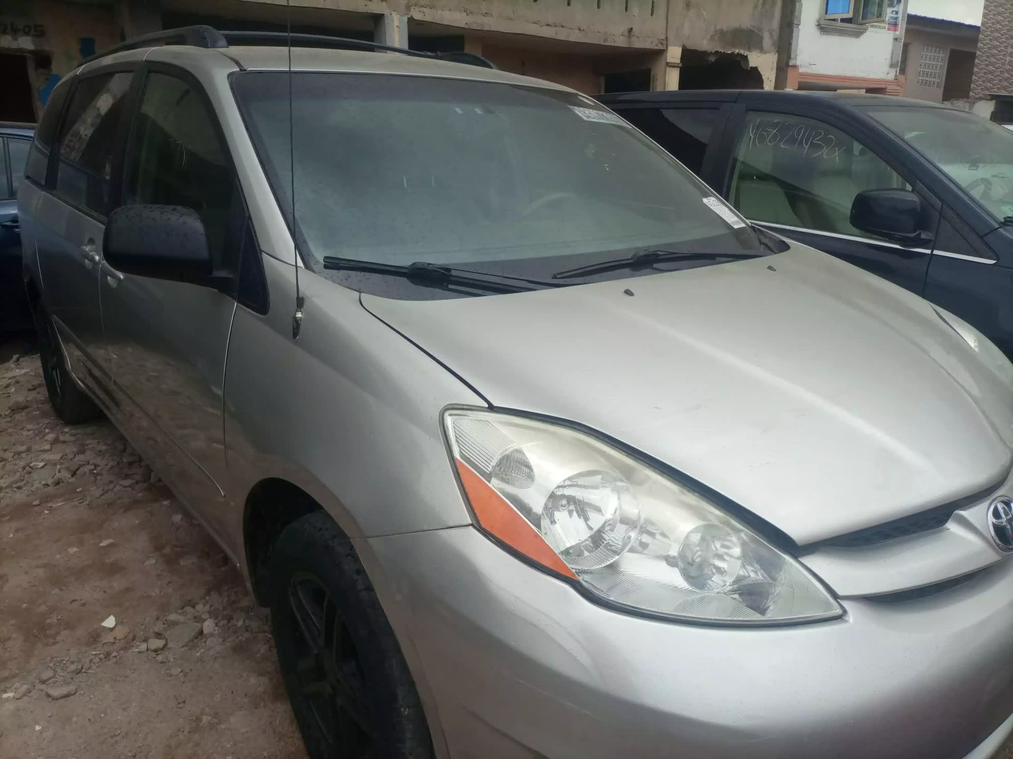 Toyota Sienna - 2006