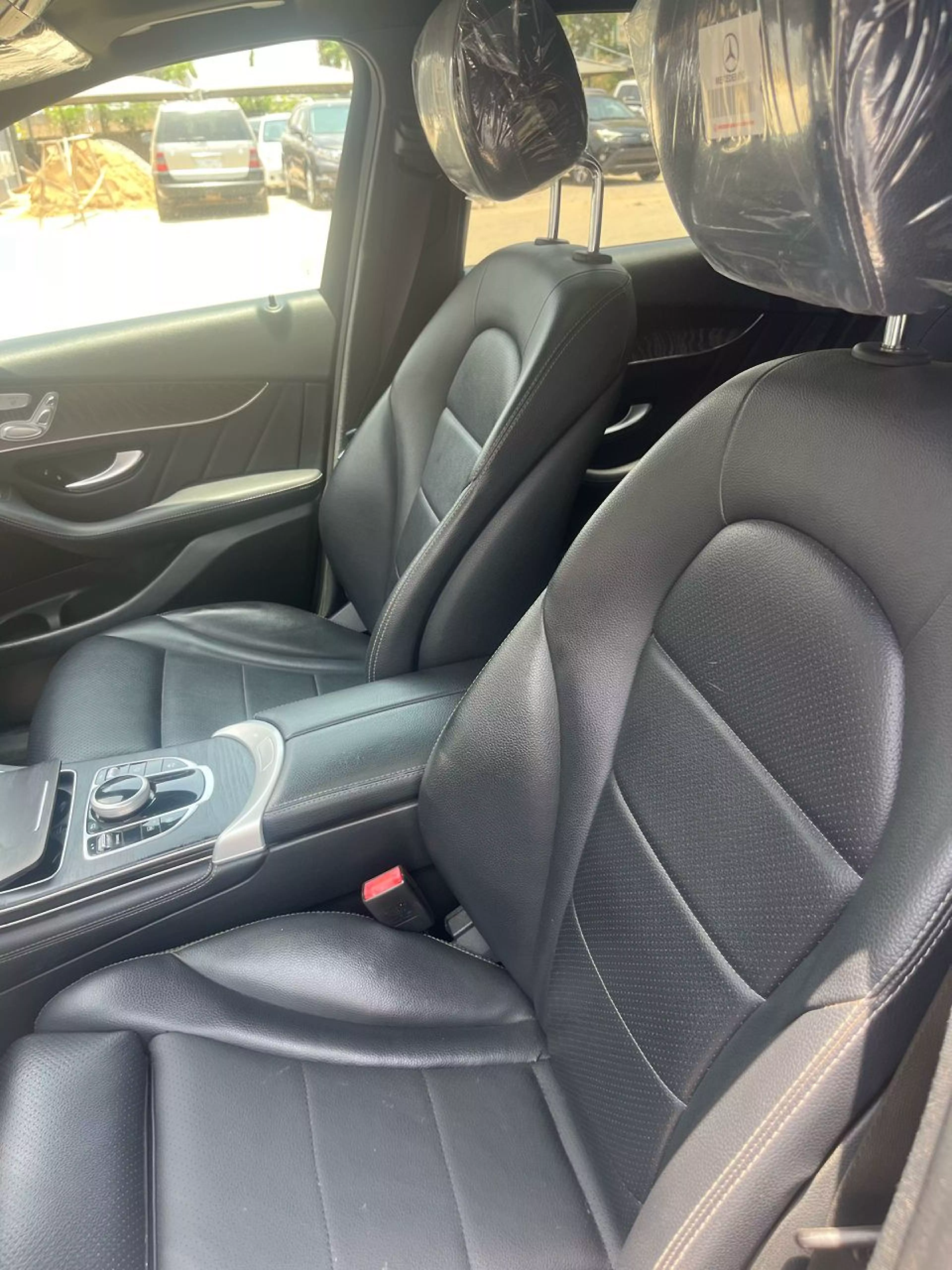 Mercedes-Benz GLC 300   - 2018