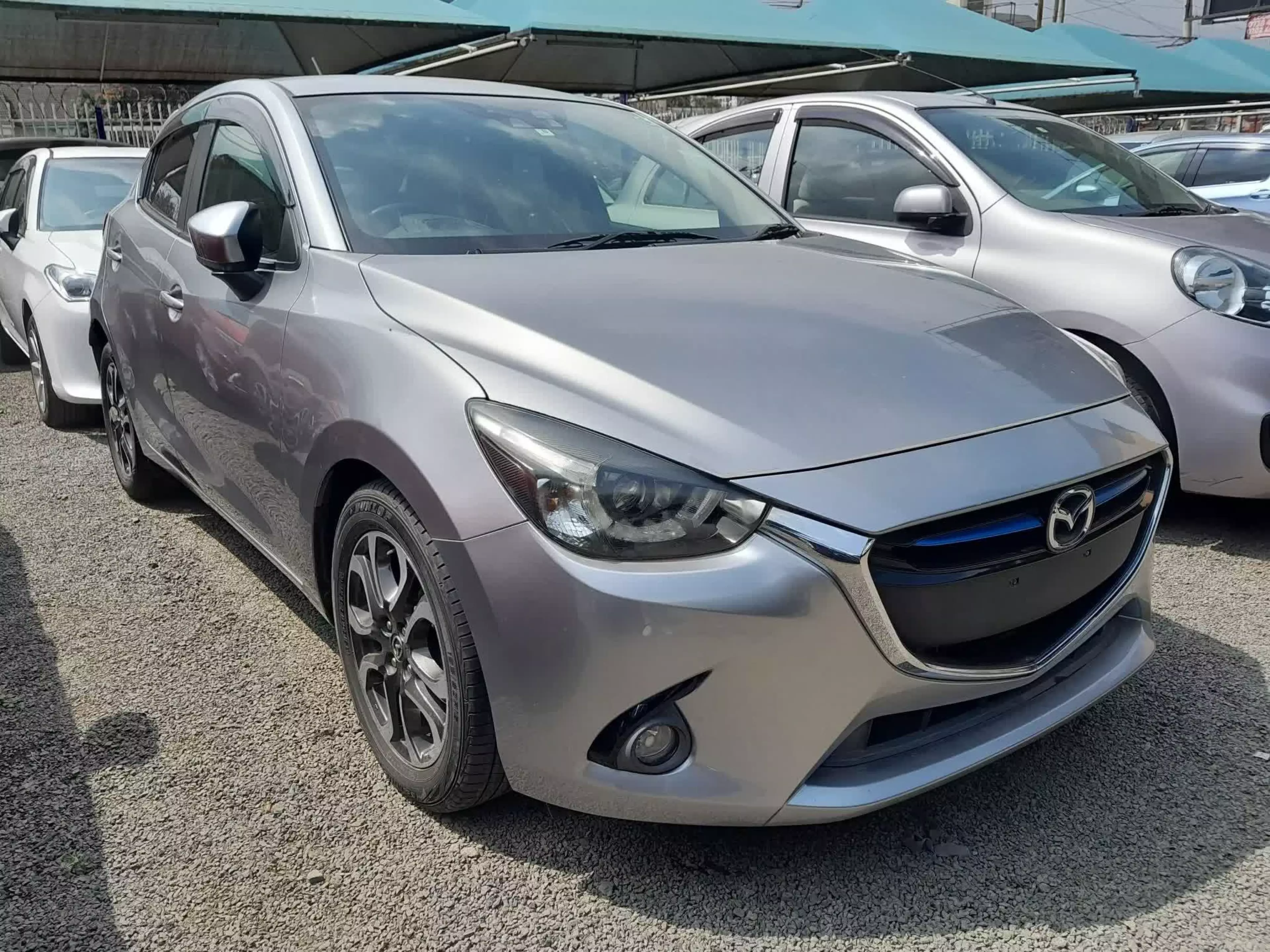 Mazda Demio  - 2016