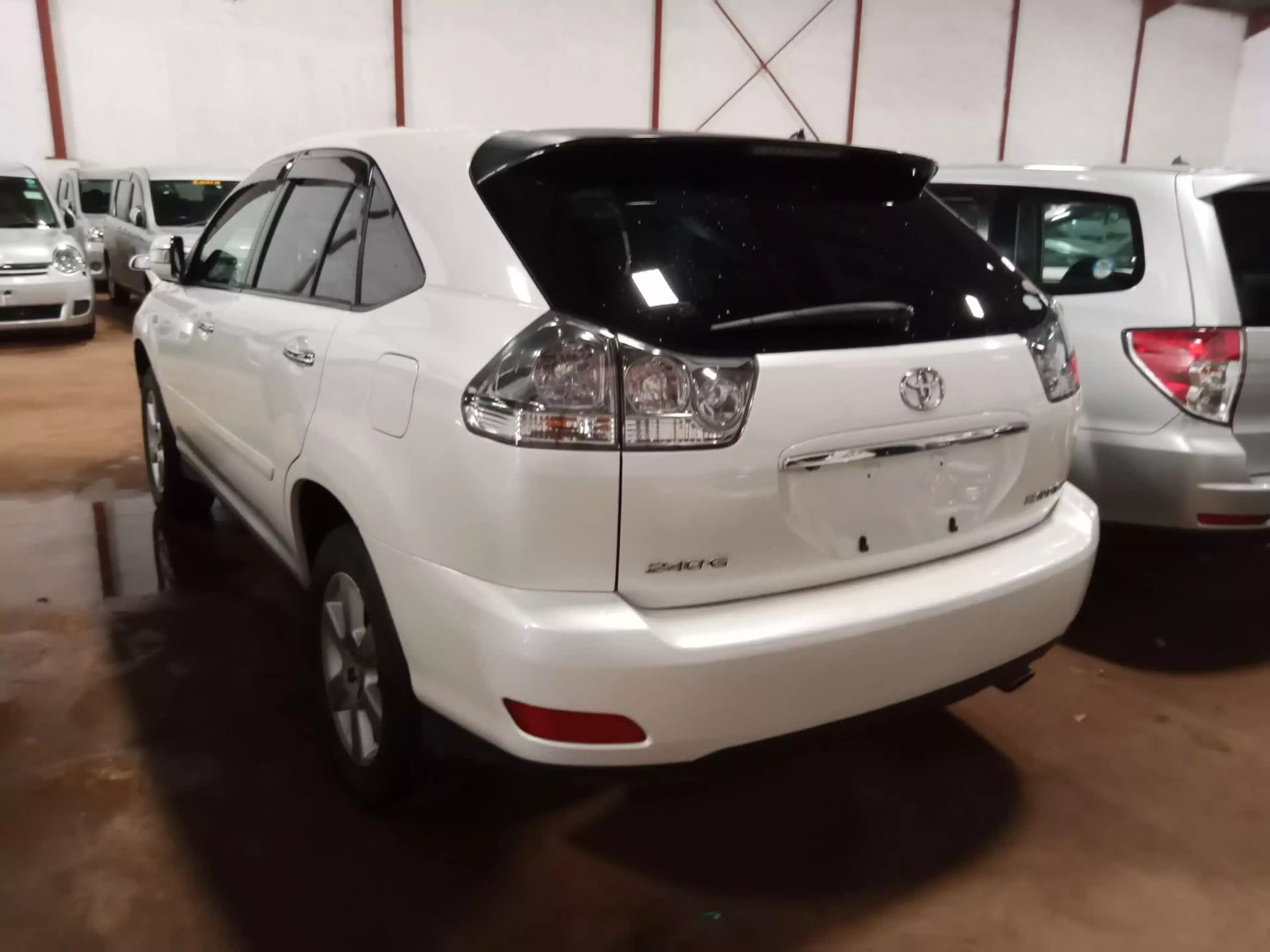Toyota Harrier   - 2009