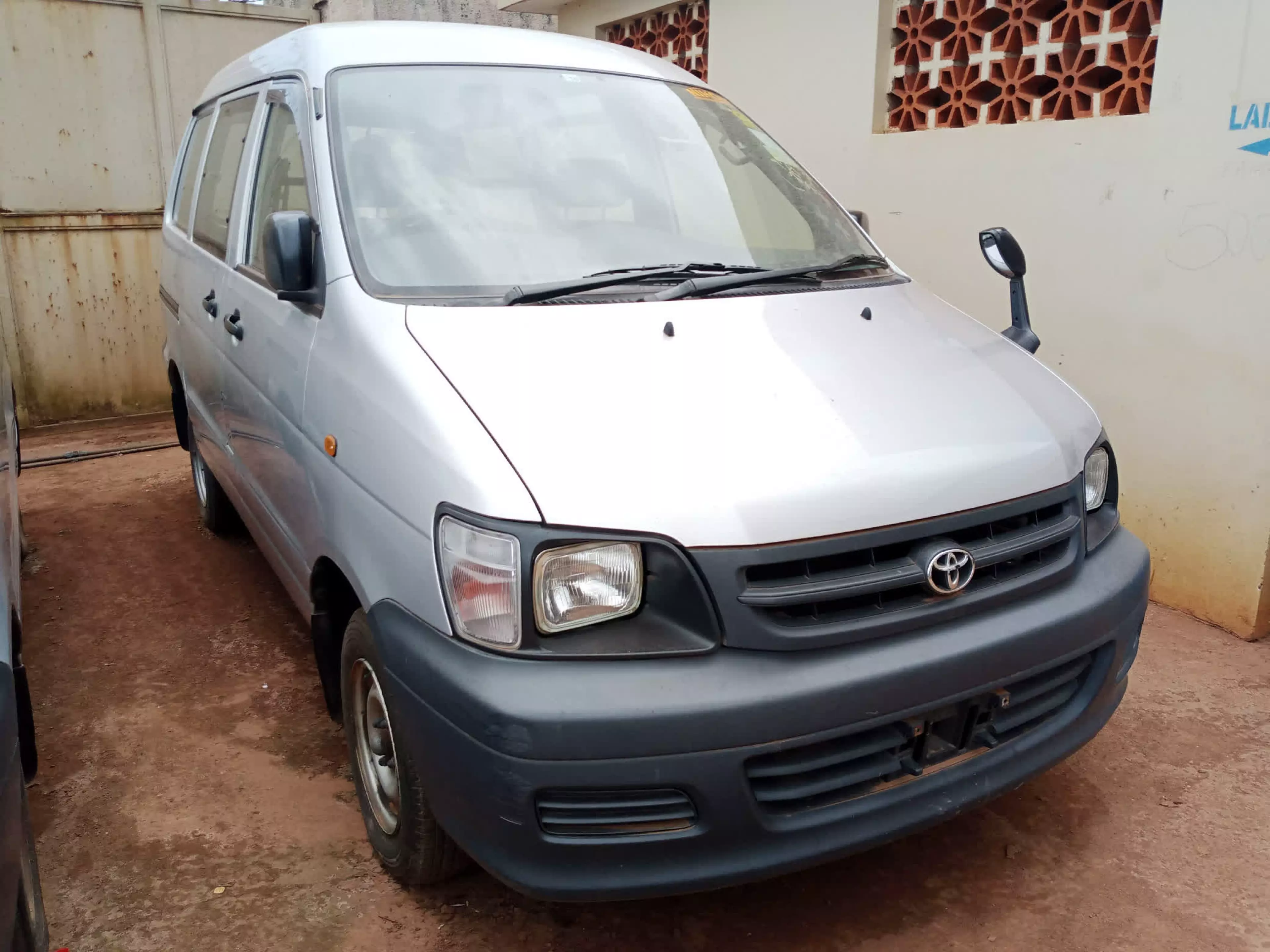 Toyota Town Ace - 2007