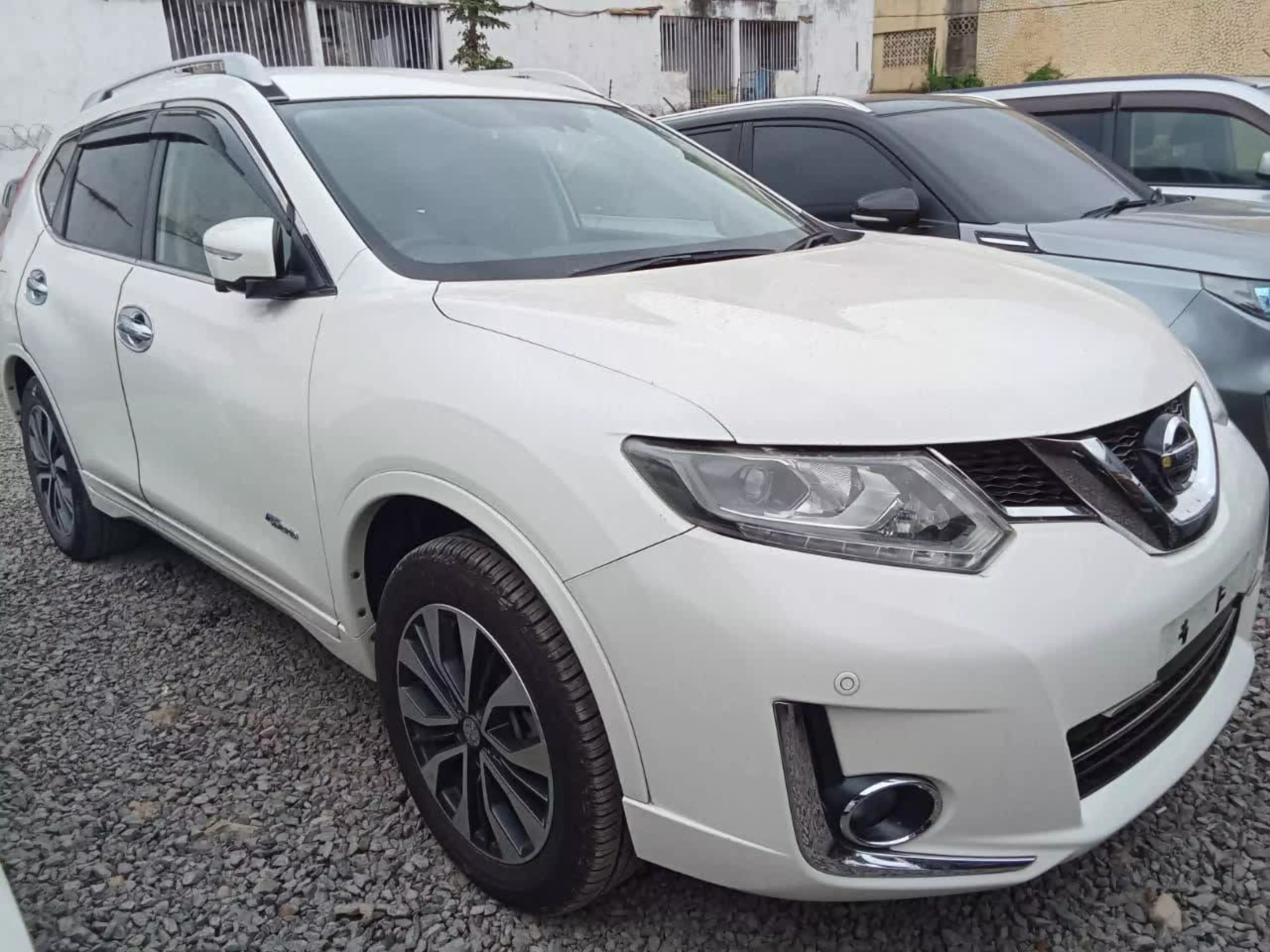 Nissan X-Trail - 2016