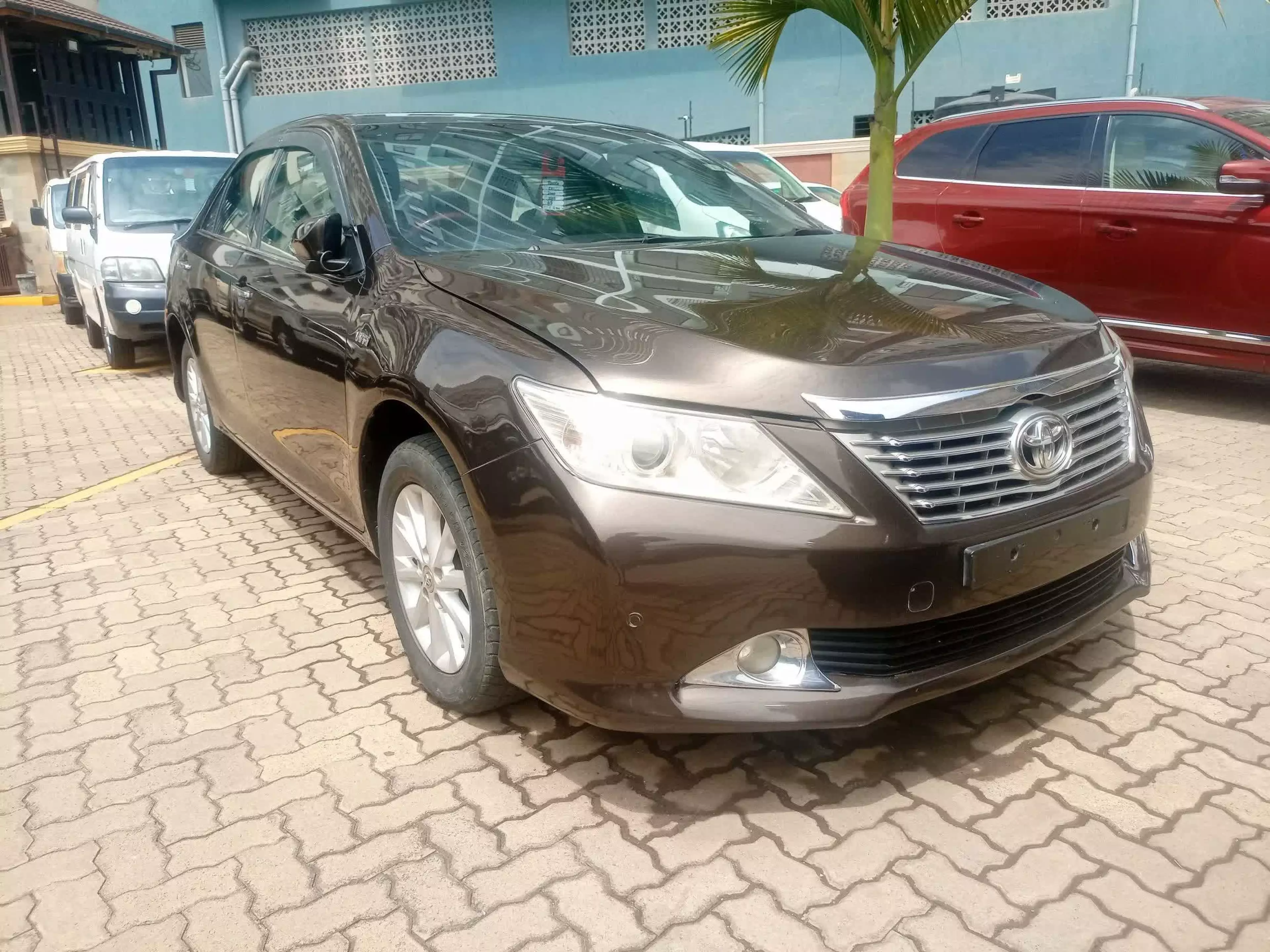 Toyota Camry - 2015