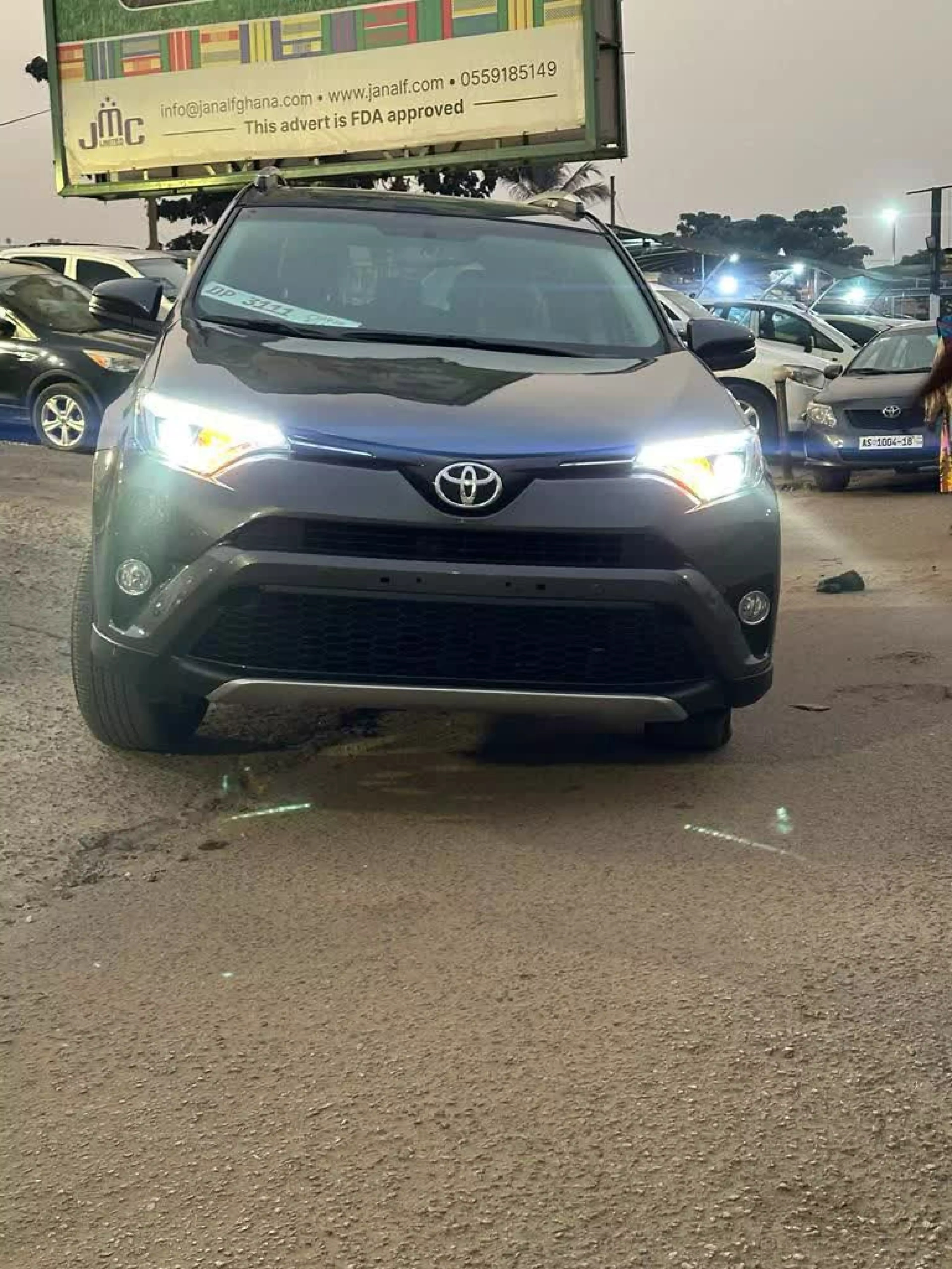 Toyota RAV 4 - 2016