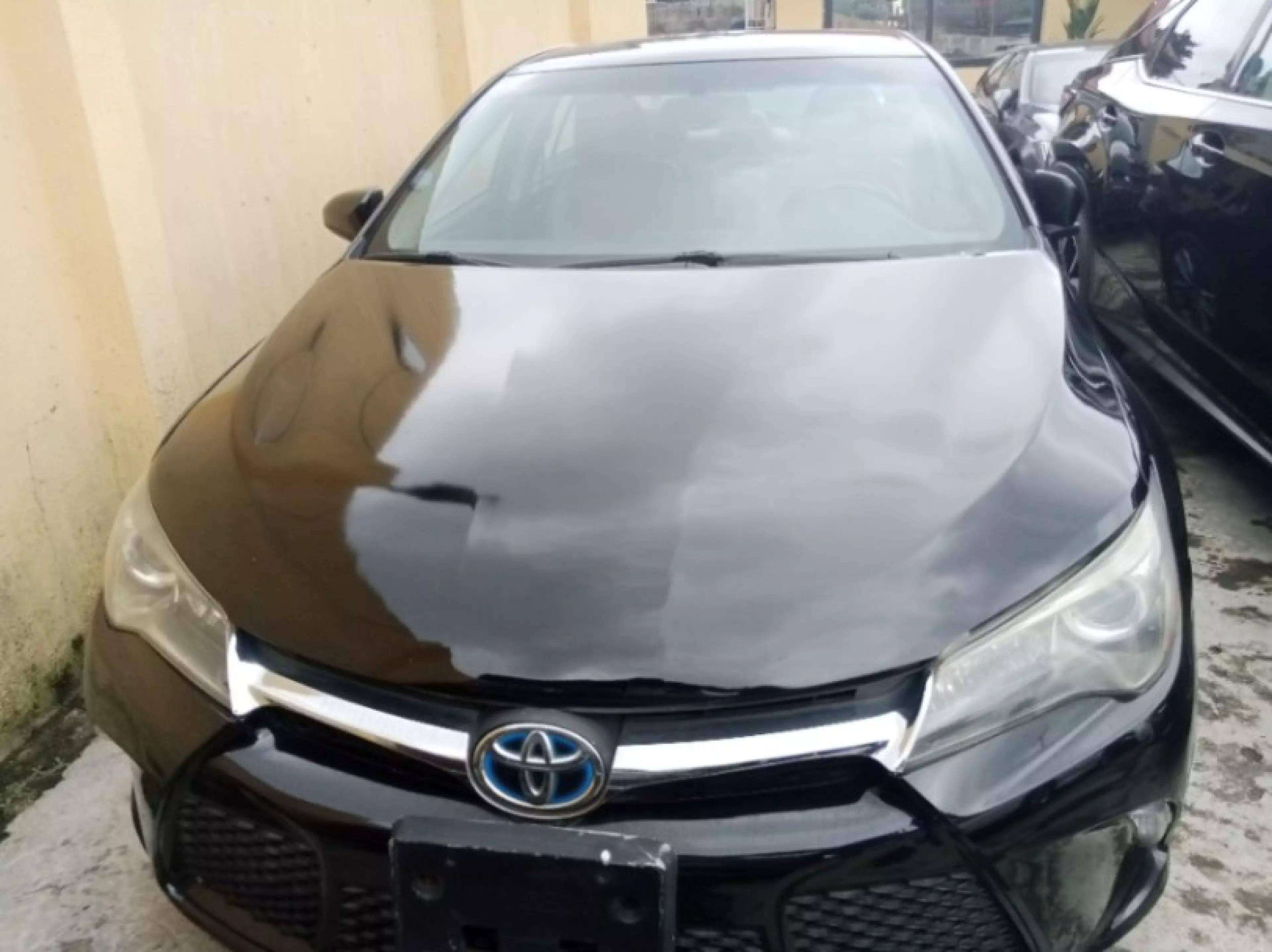 Toyota Camry - 2015