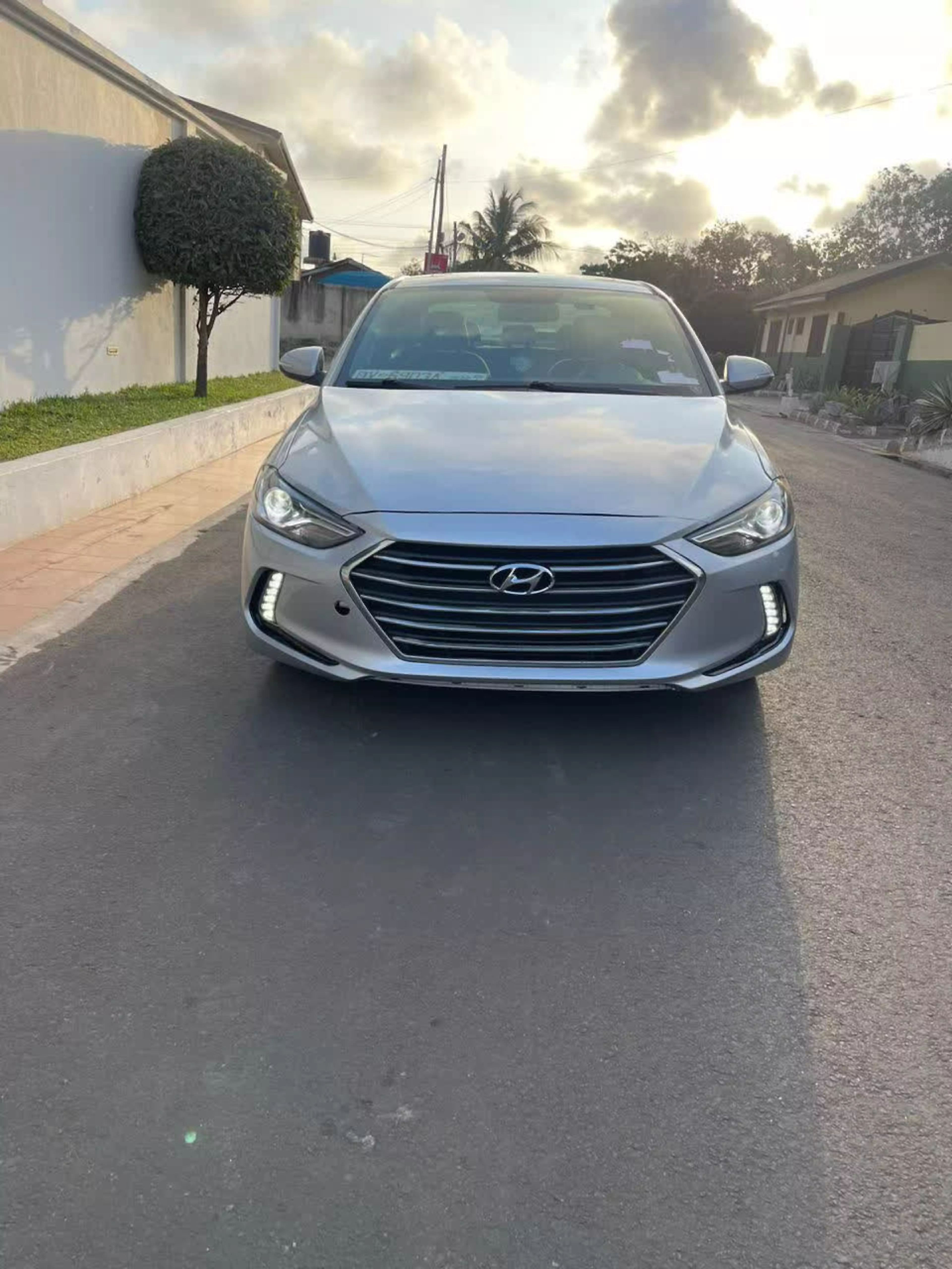 Hyundai Elantra - 2018