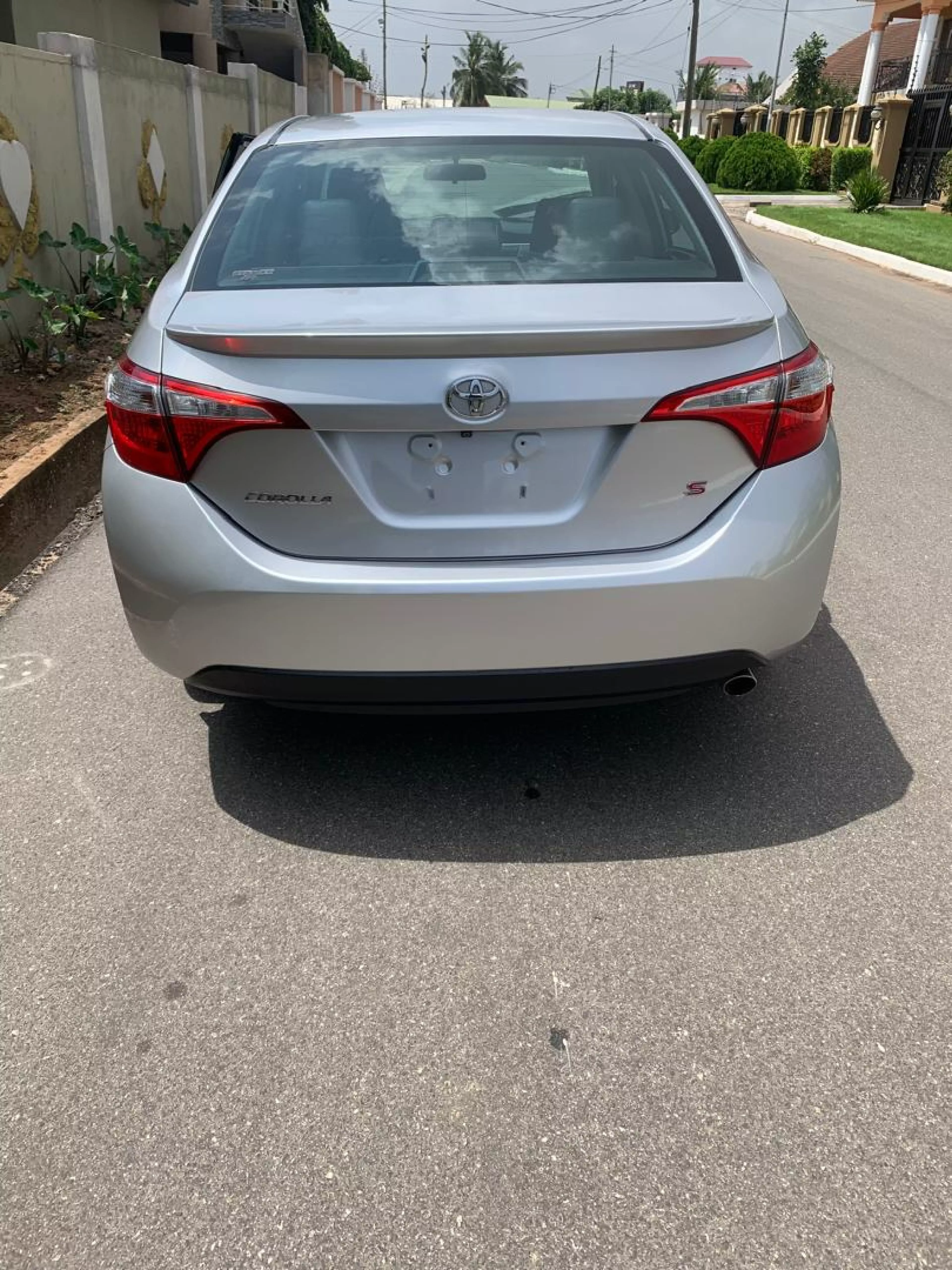 Toyota Corolla   - 2016