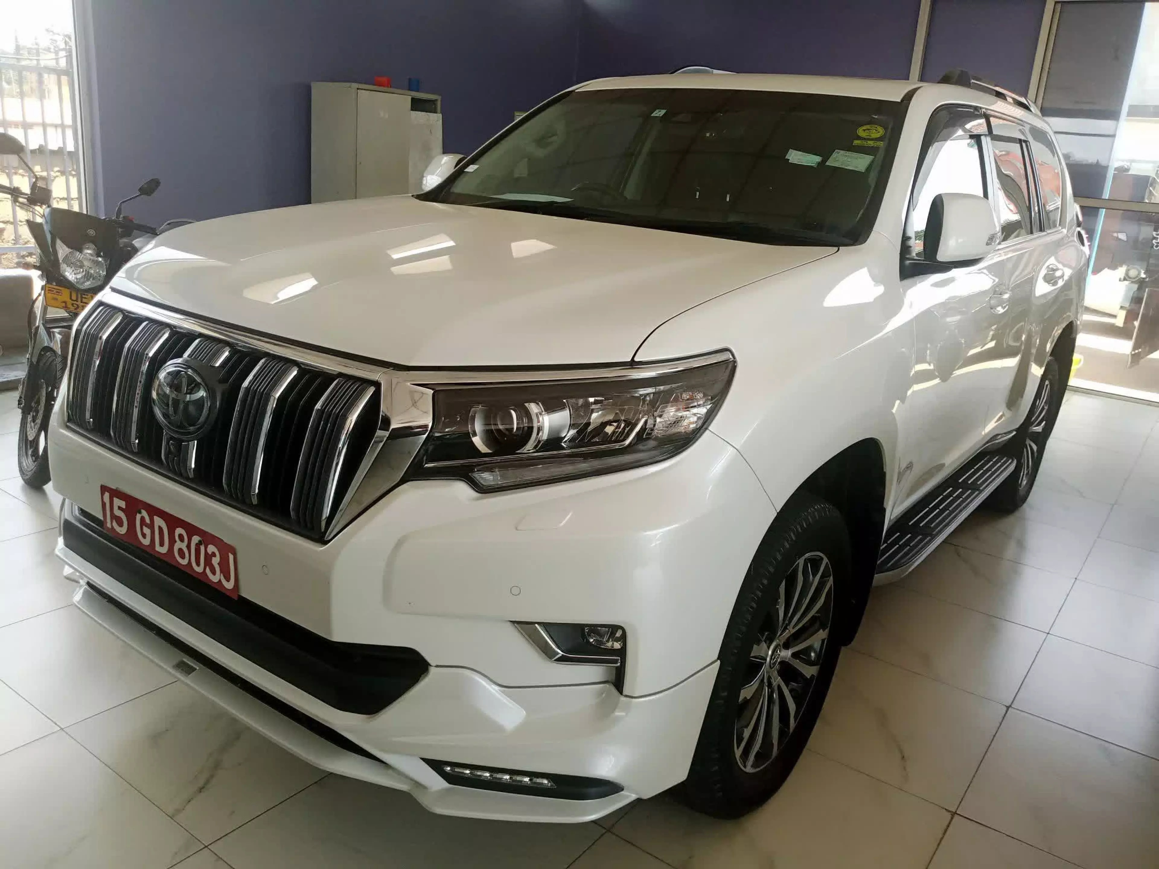 Toyota Landcruiser Prado - 2018