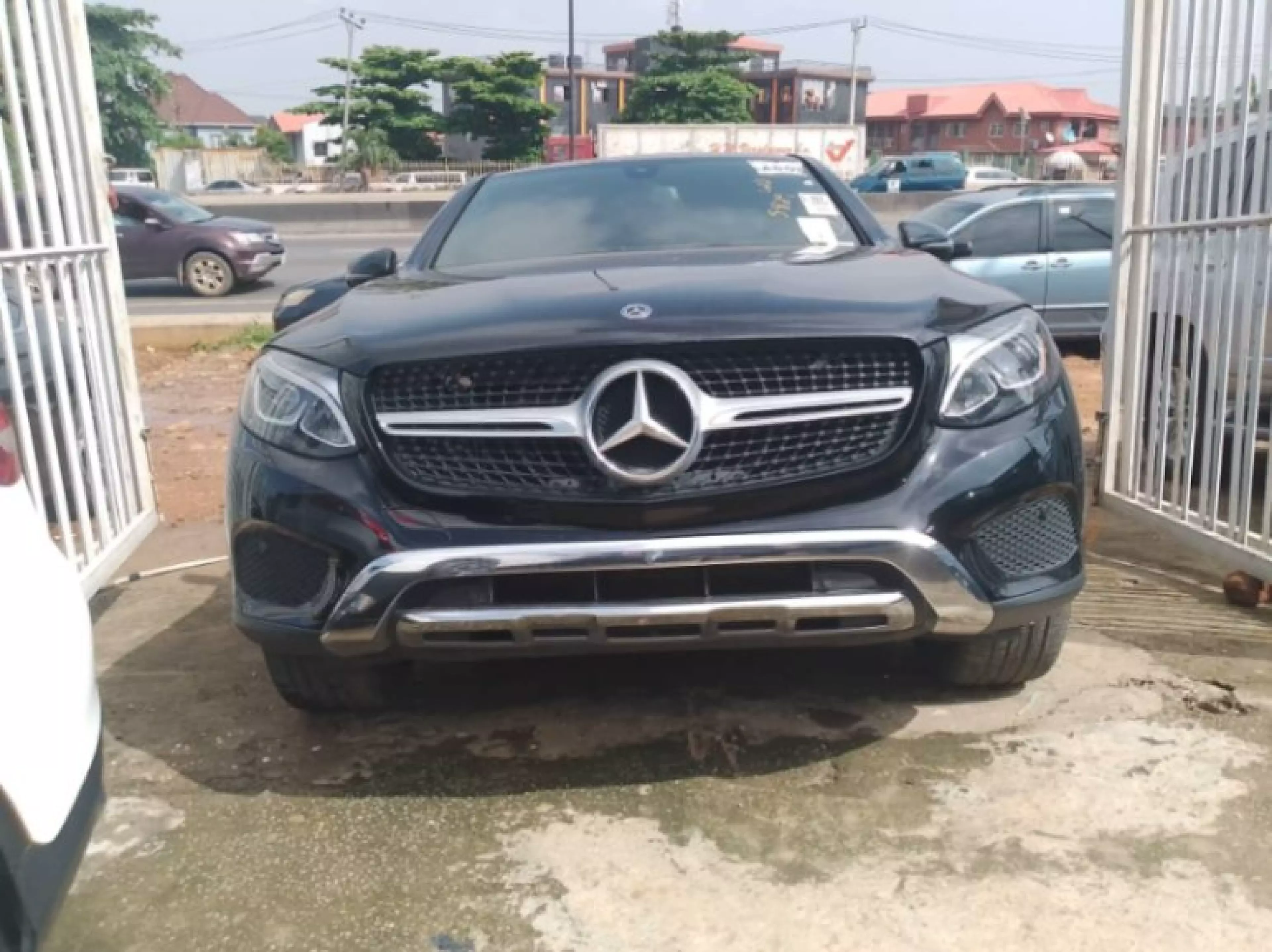 Mercedes-Benz GLC 300 - 2017