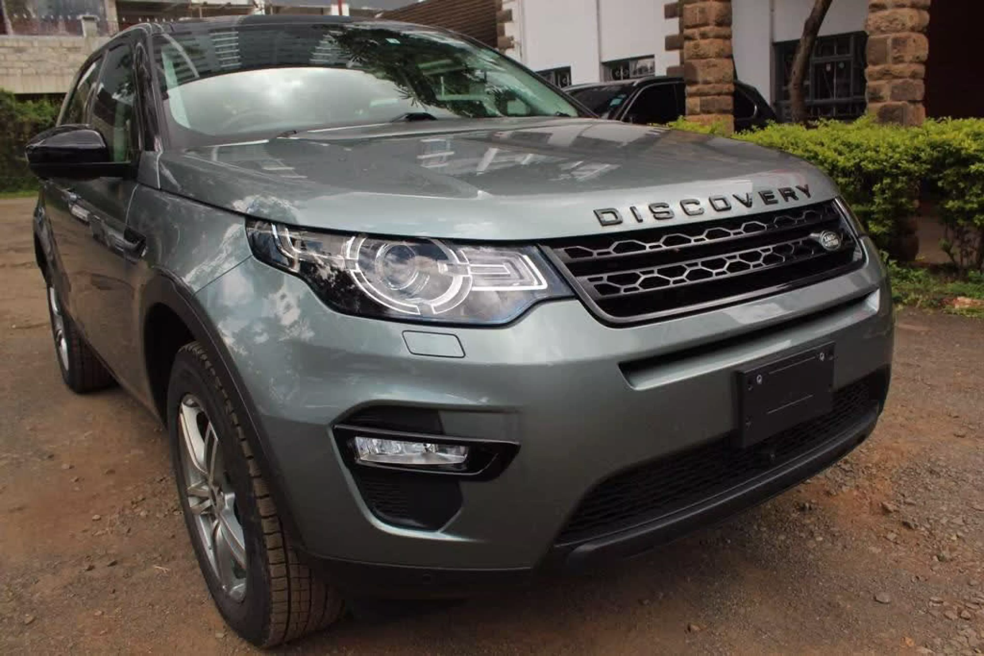 Land Rover Discovery Sport - 2015